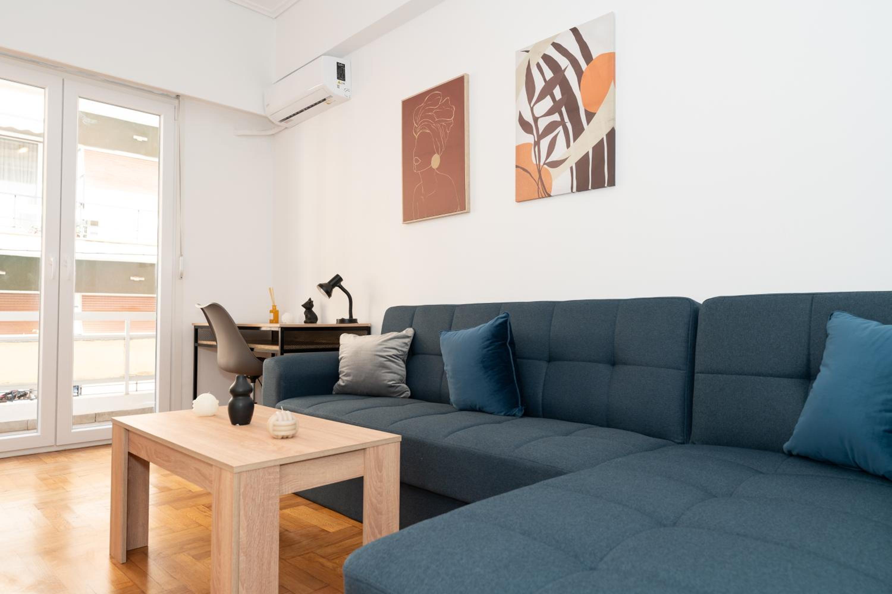 Contemporary Chic Apartment in the Heart of Athens