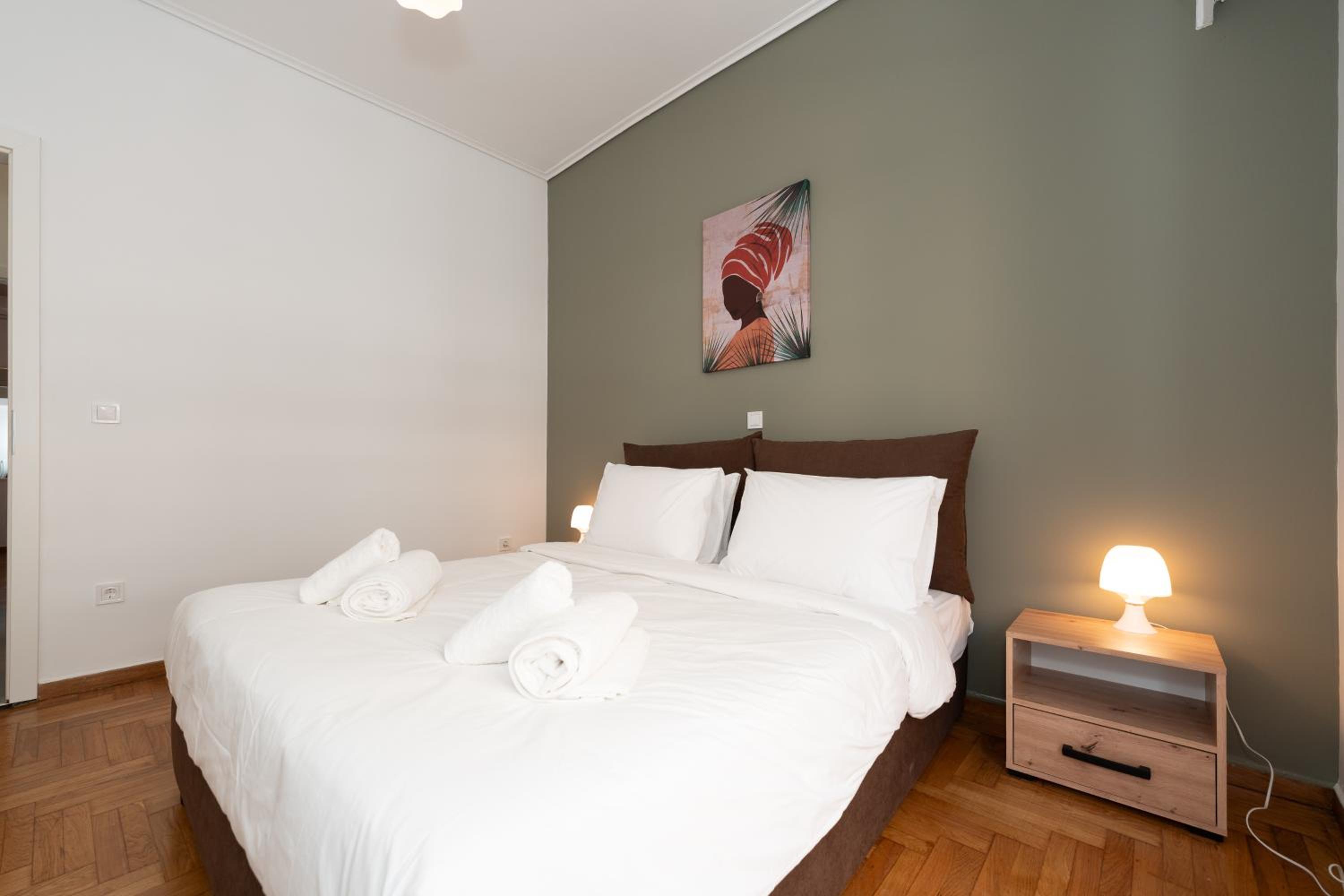 Contemporary Chic Apartment in the Heart of Athens