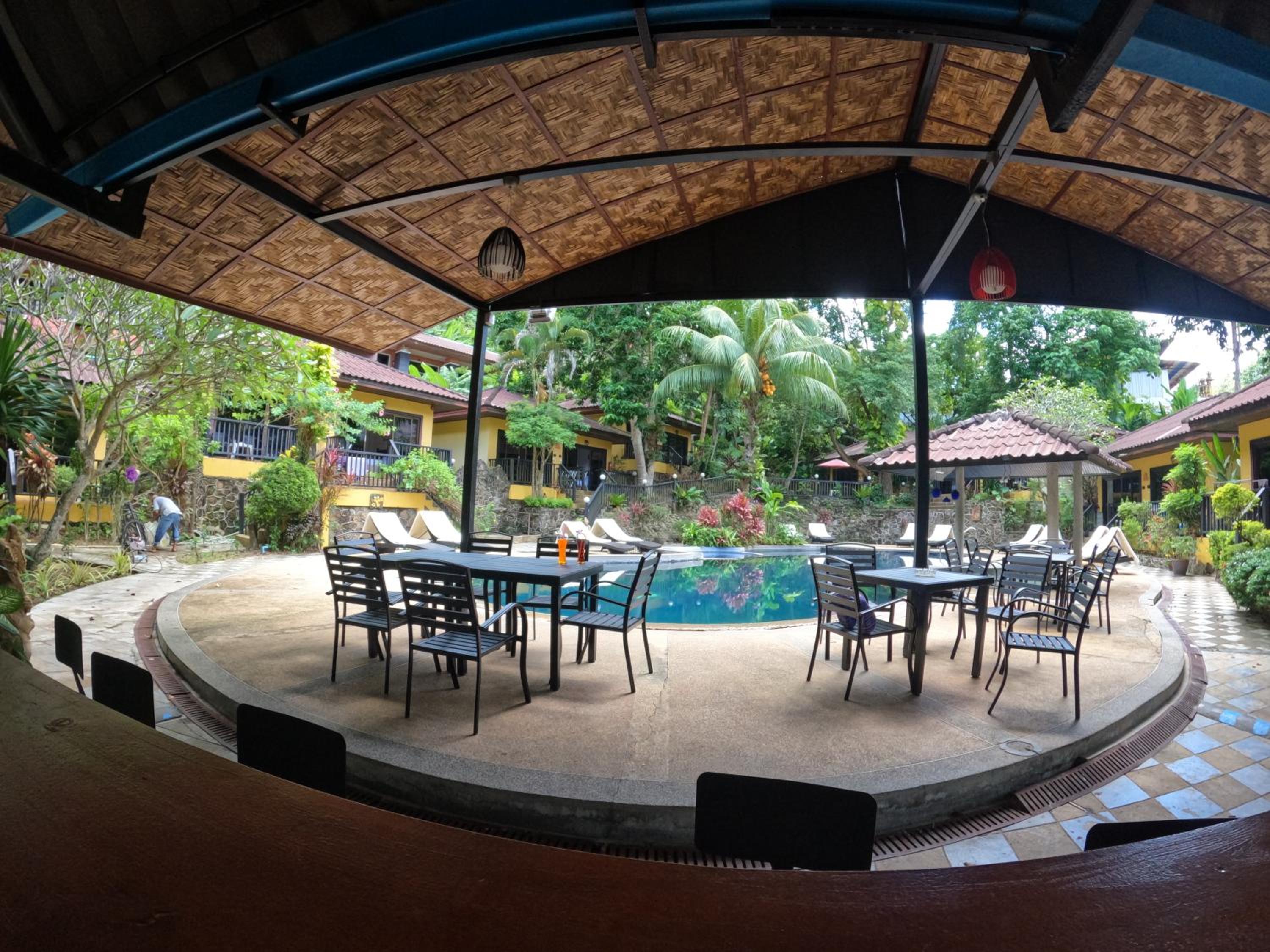 patong beautiful pool villa