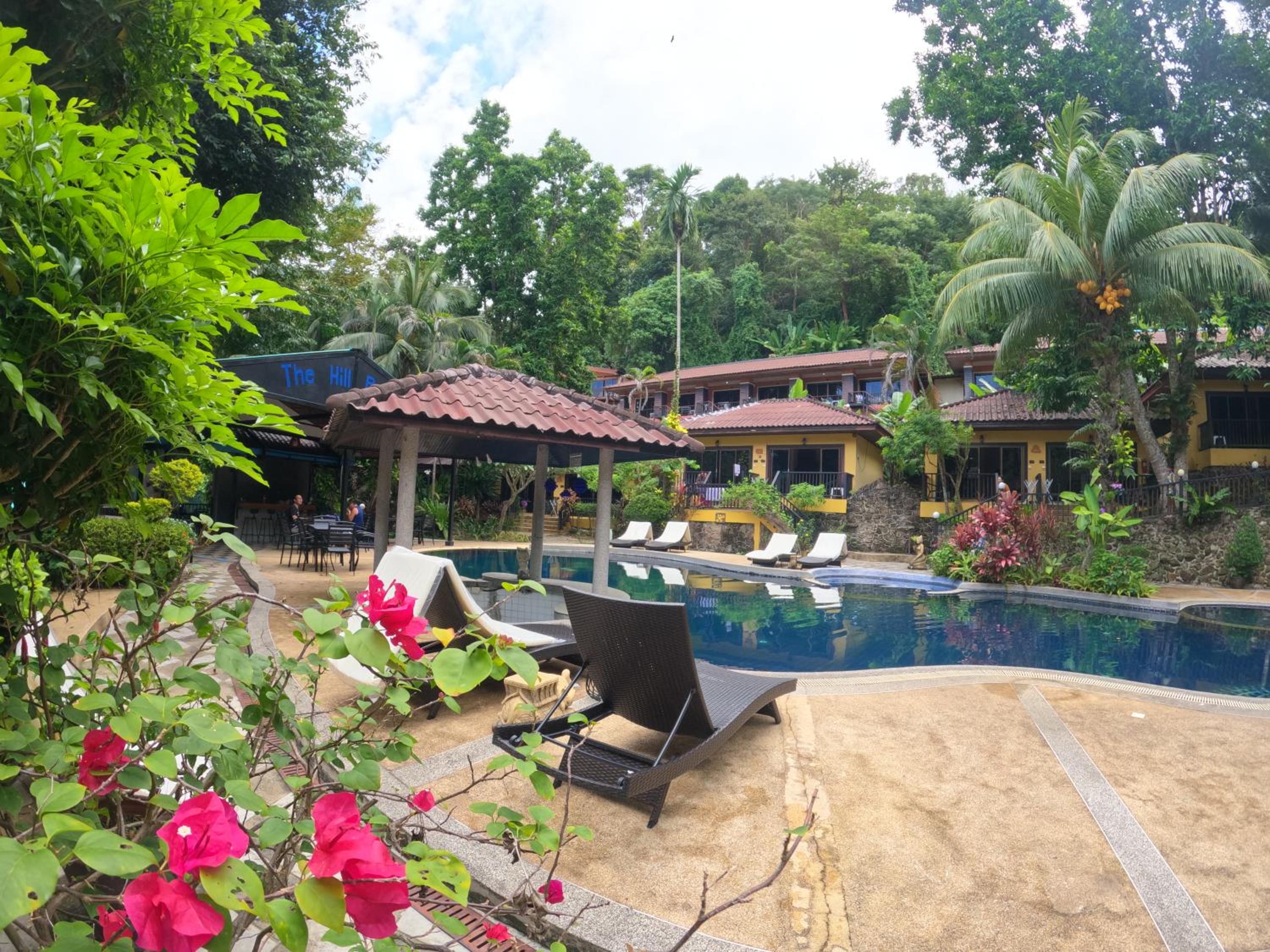 patong beautiful pool villa