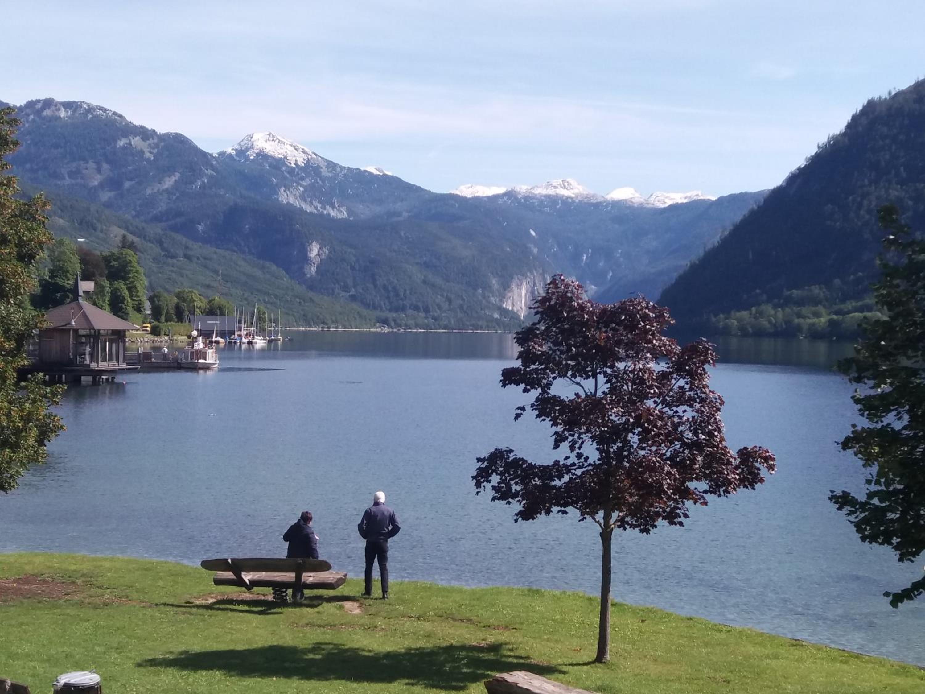 Haus Schatzl Apartments mit Gartenanteil und Bademöglichkeit im Fluss