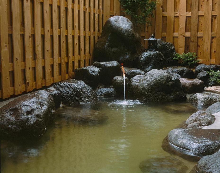 Hiratakan