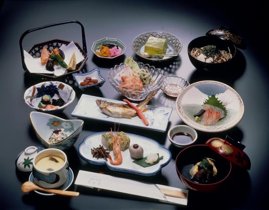 Hiratakan