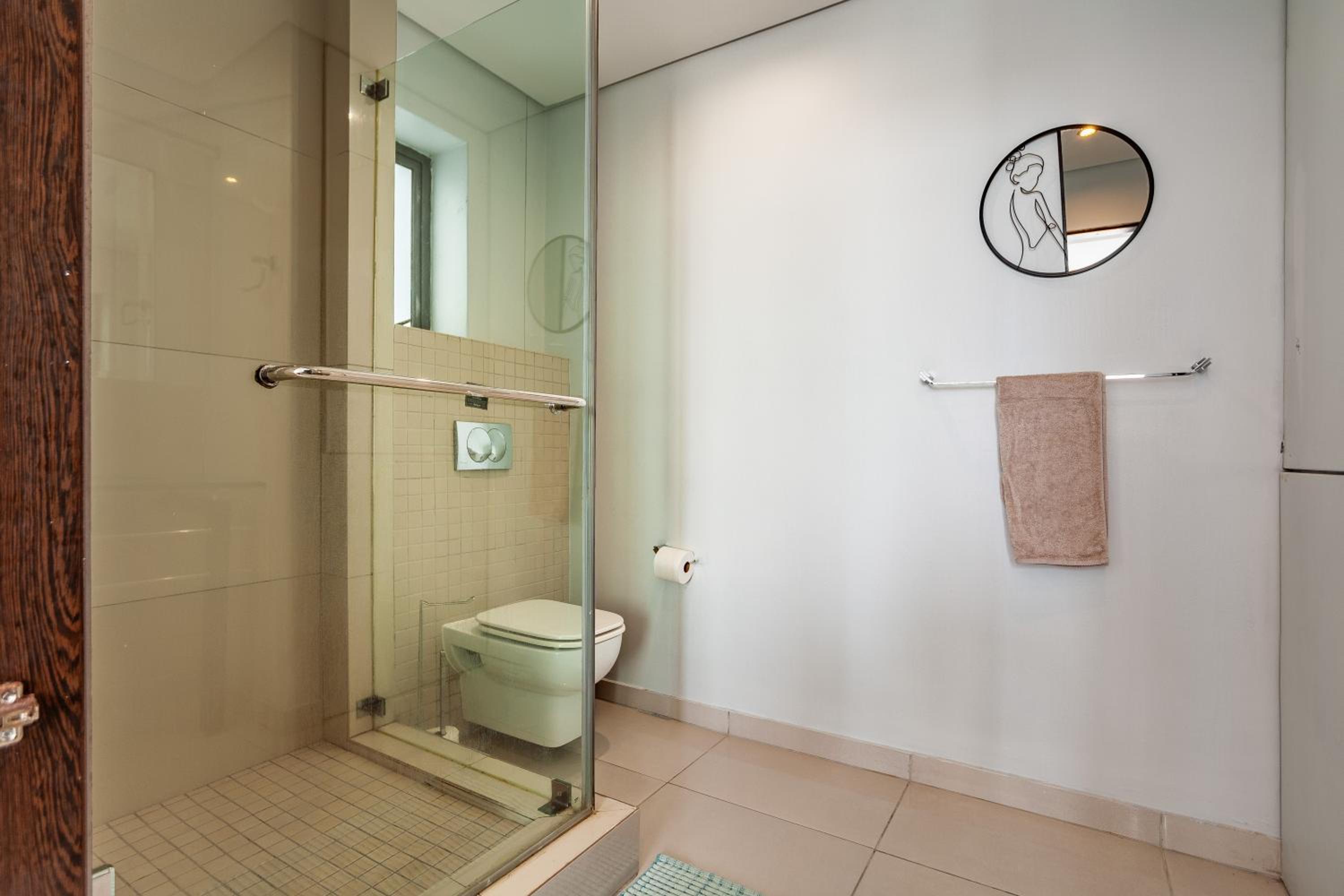 Quaint Modern Beachfront 1 bed- Blouberg LG1 view 5