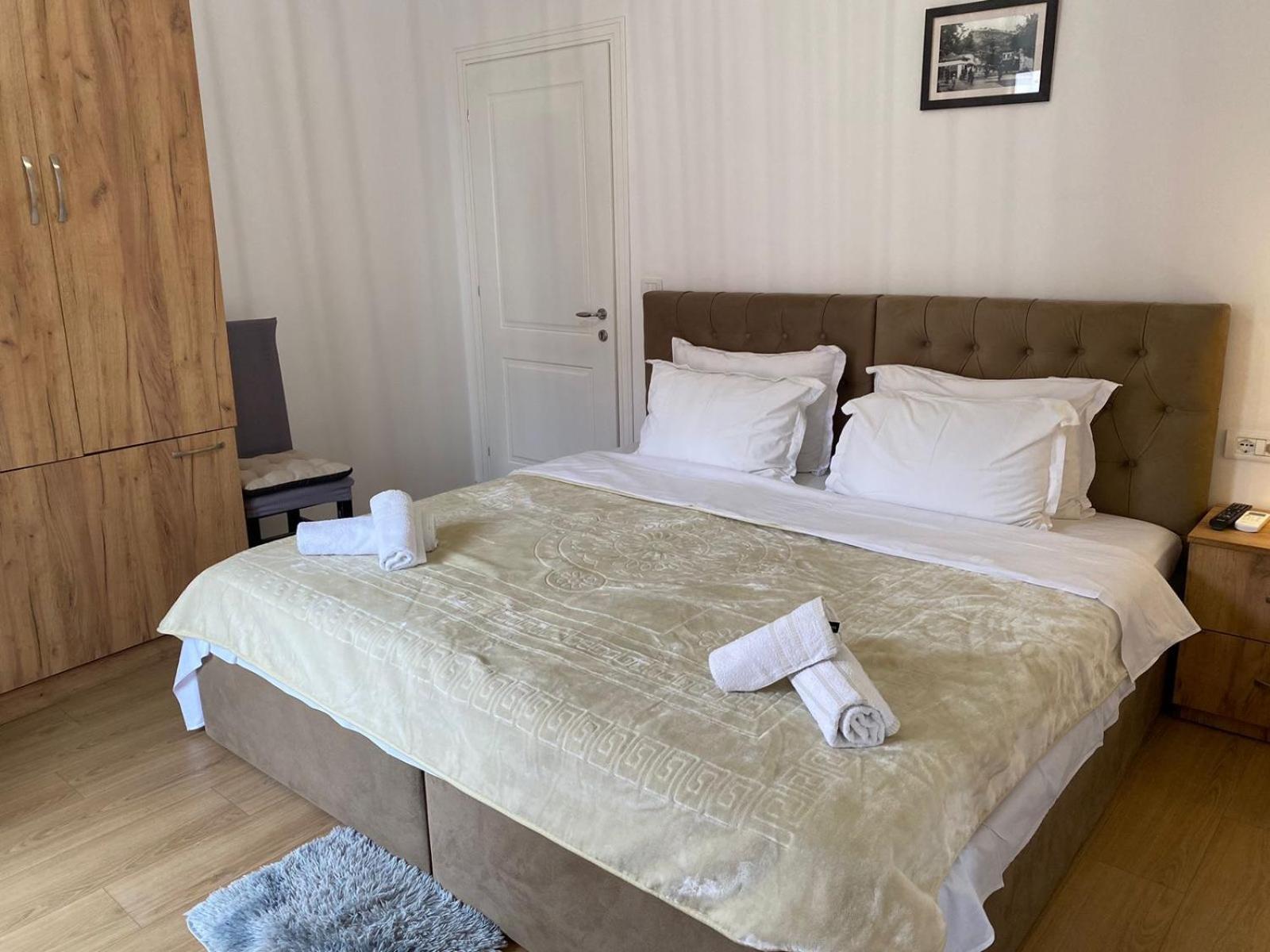 Çuçi B&B