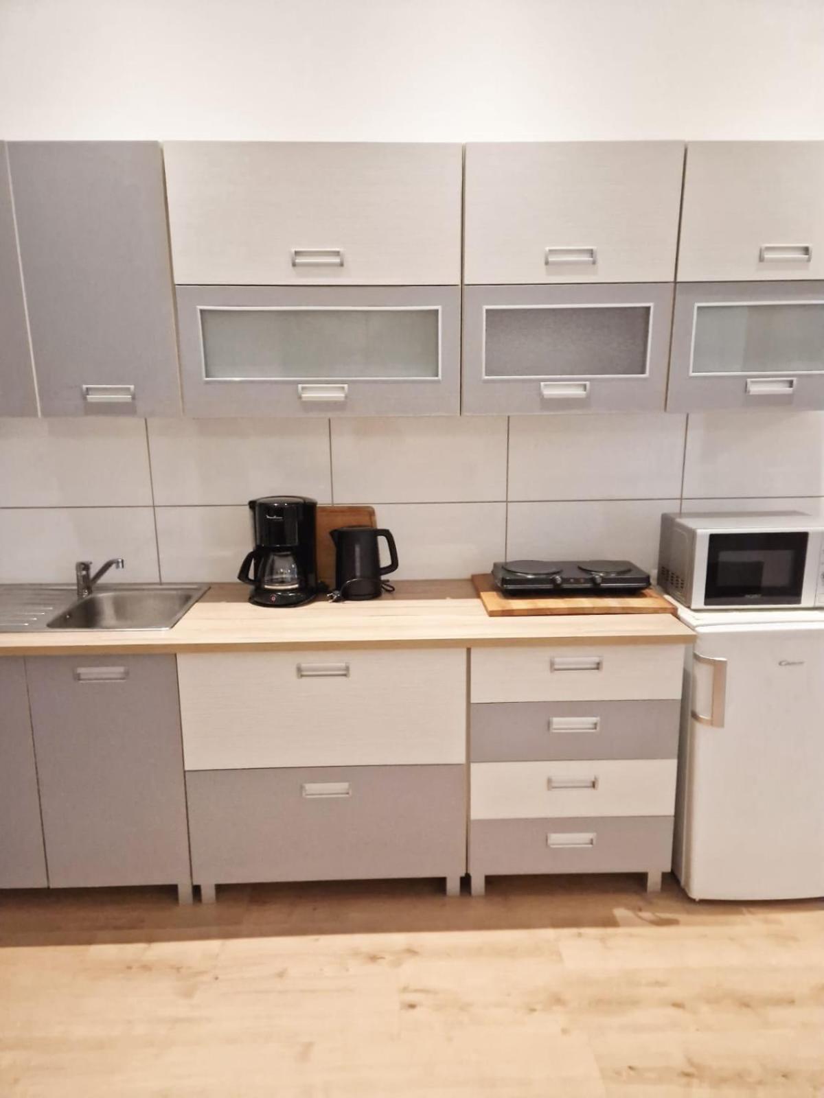 Family Studio Apartment for 4