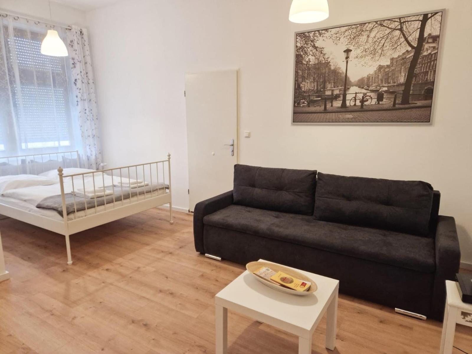 Family Studio Apartment for 4
