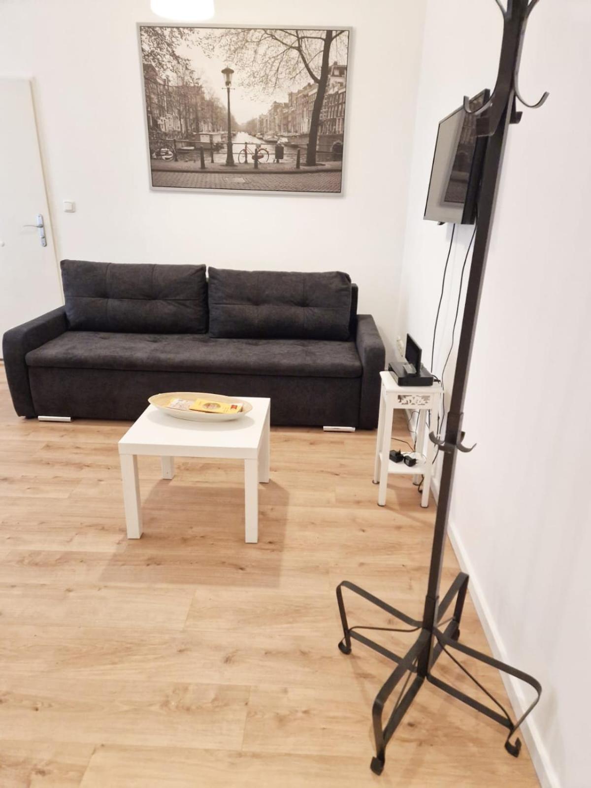Family Studio Apartment for 4