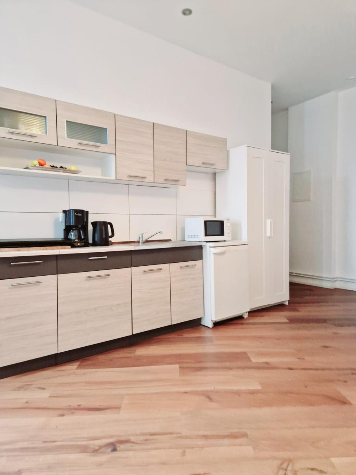 City Studio Apartment for 4, near Sonnenallee
