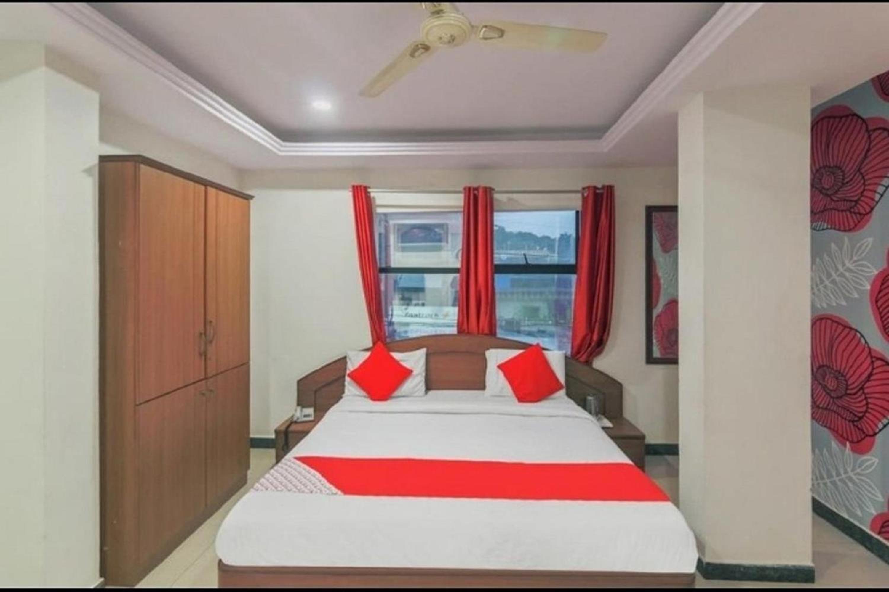 Hotel Champion Inn near Yeswantpur Junction Railway Station