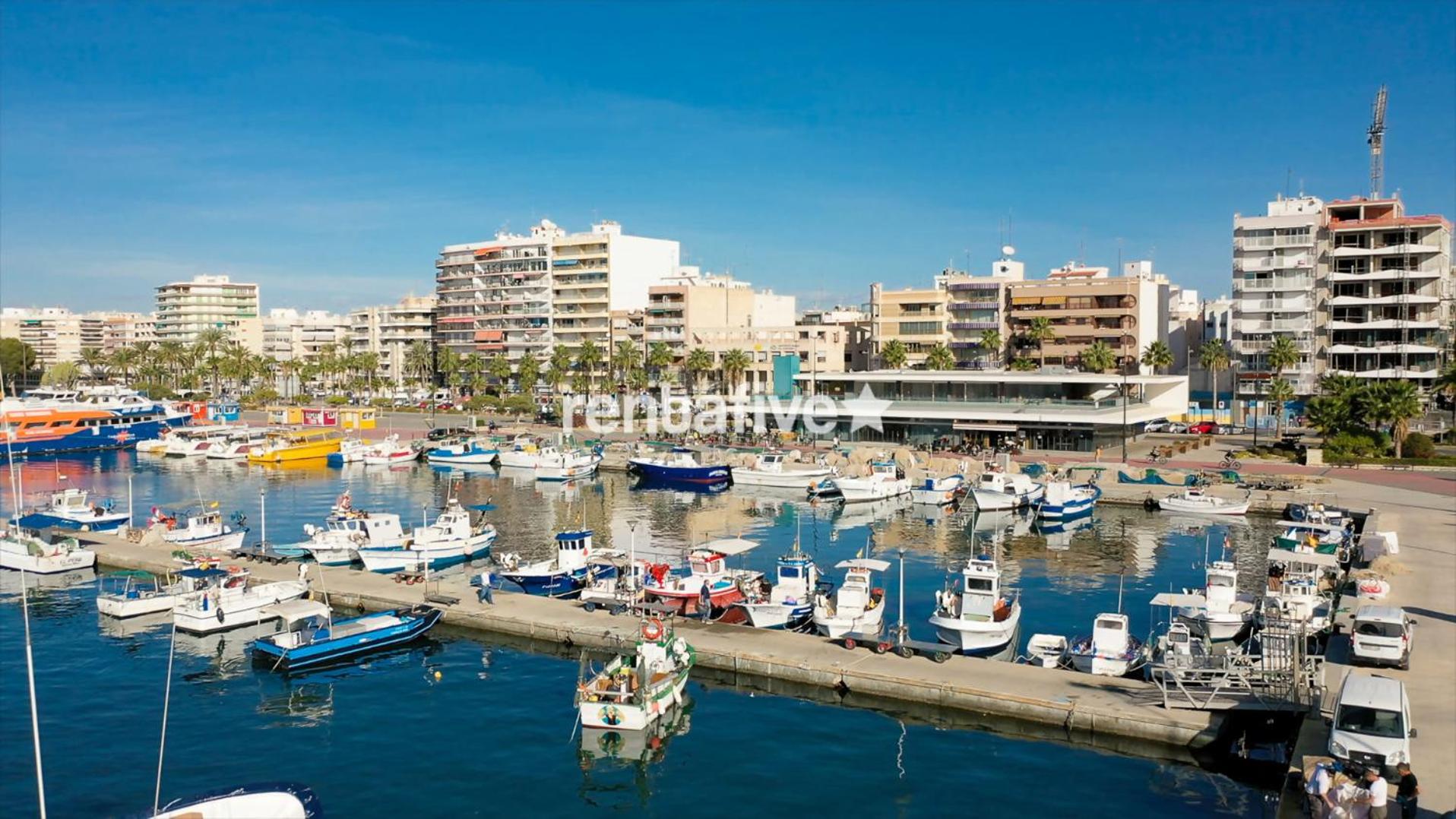 rentafive - Primera Línea - Terraza - Reformado photo 3