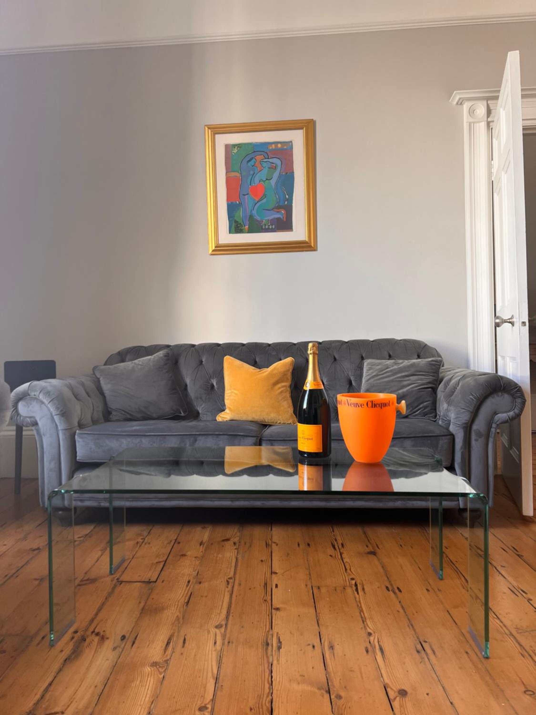 No2 Clarence grade II Regency townhouse short walk to racecourse and town centre view 4