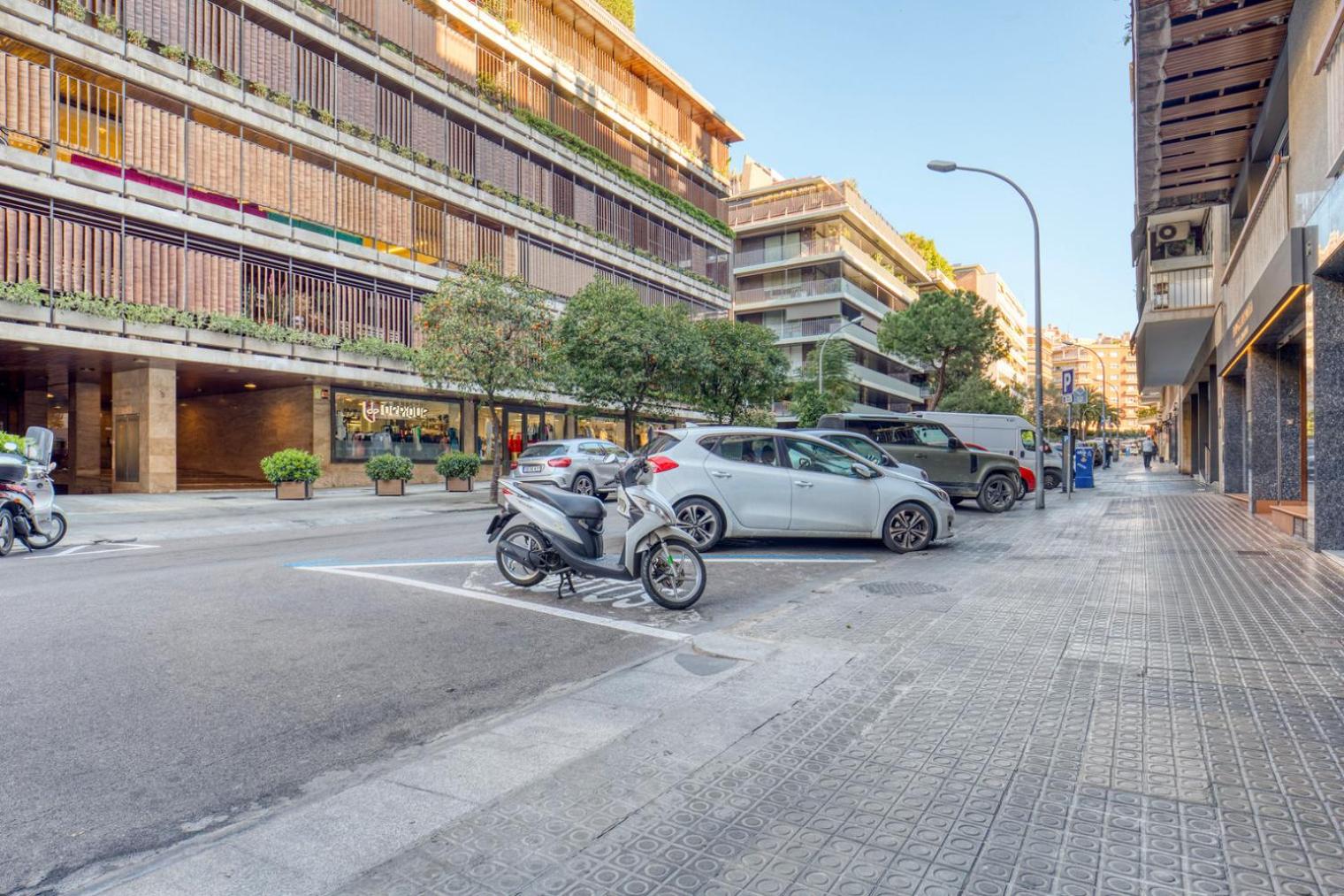 Blueground Galvany balcony fully equipped BCN-129