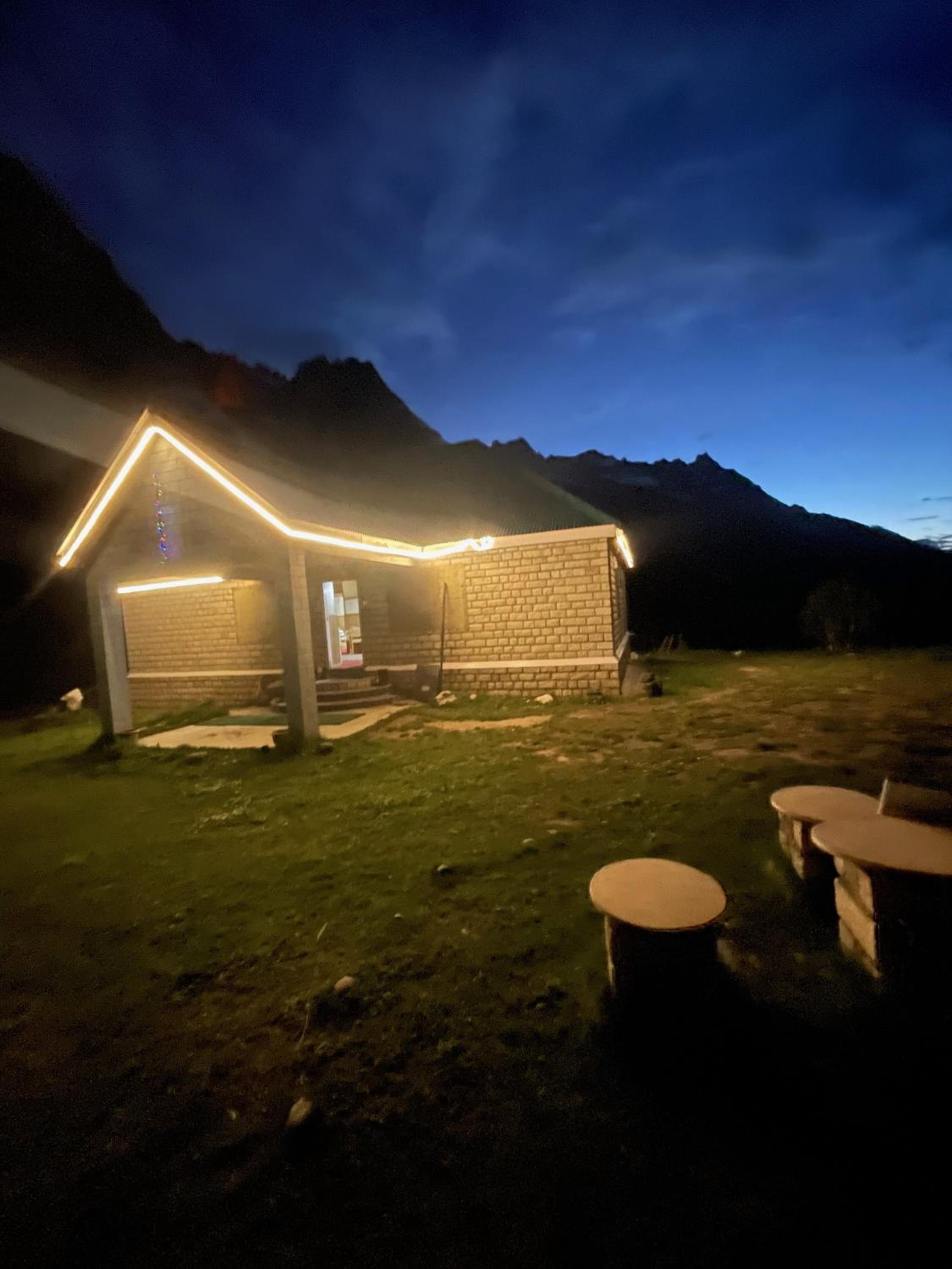 Chandratal Lodge