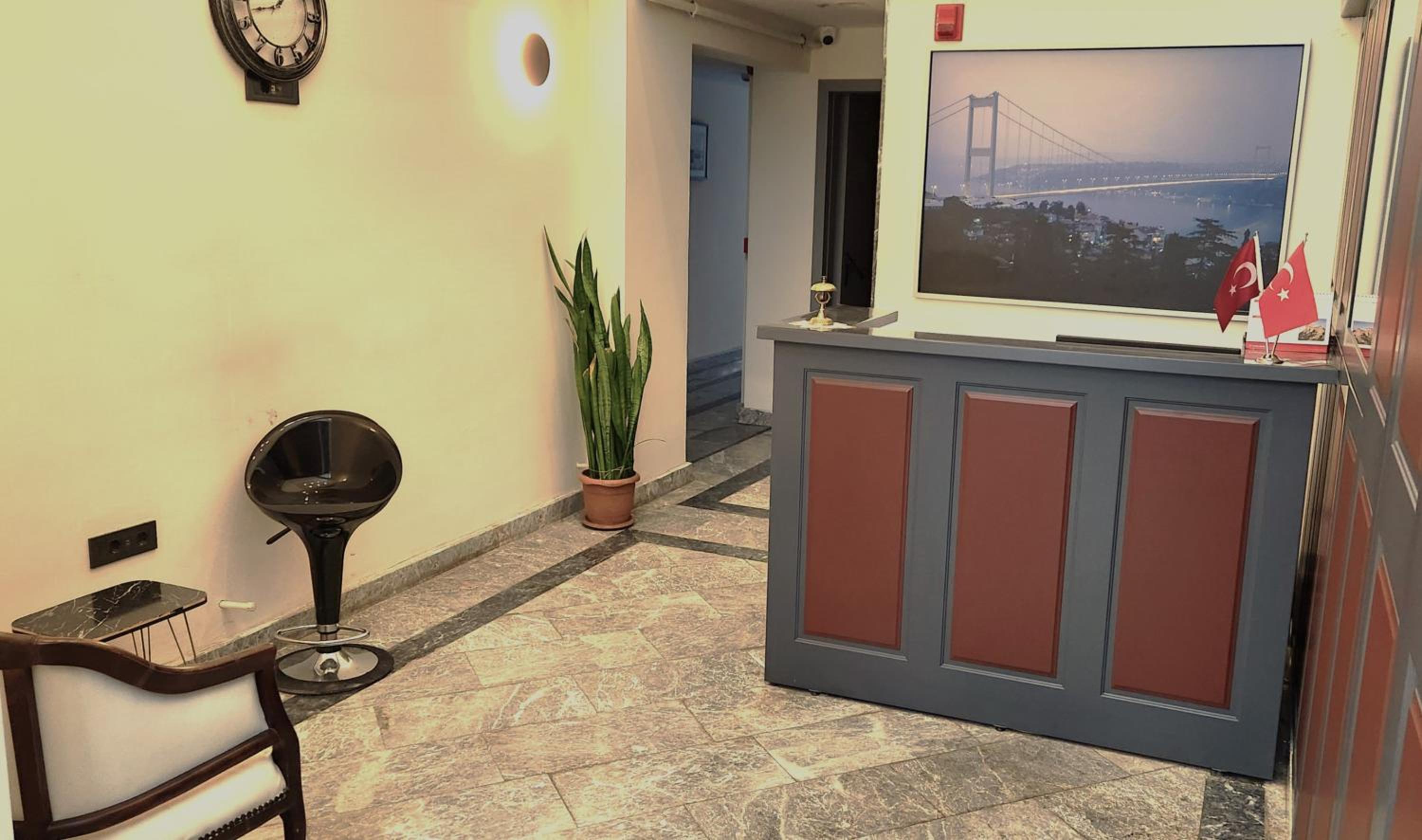 Shishly Palace Otel - Image 35