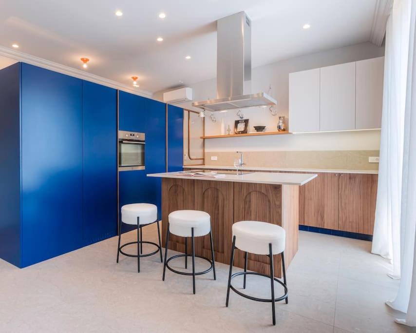 City Centre Design Apartment photo 5