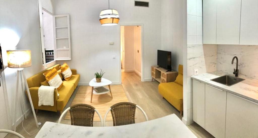 Pikis Center Sevilla