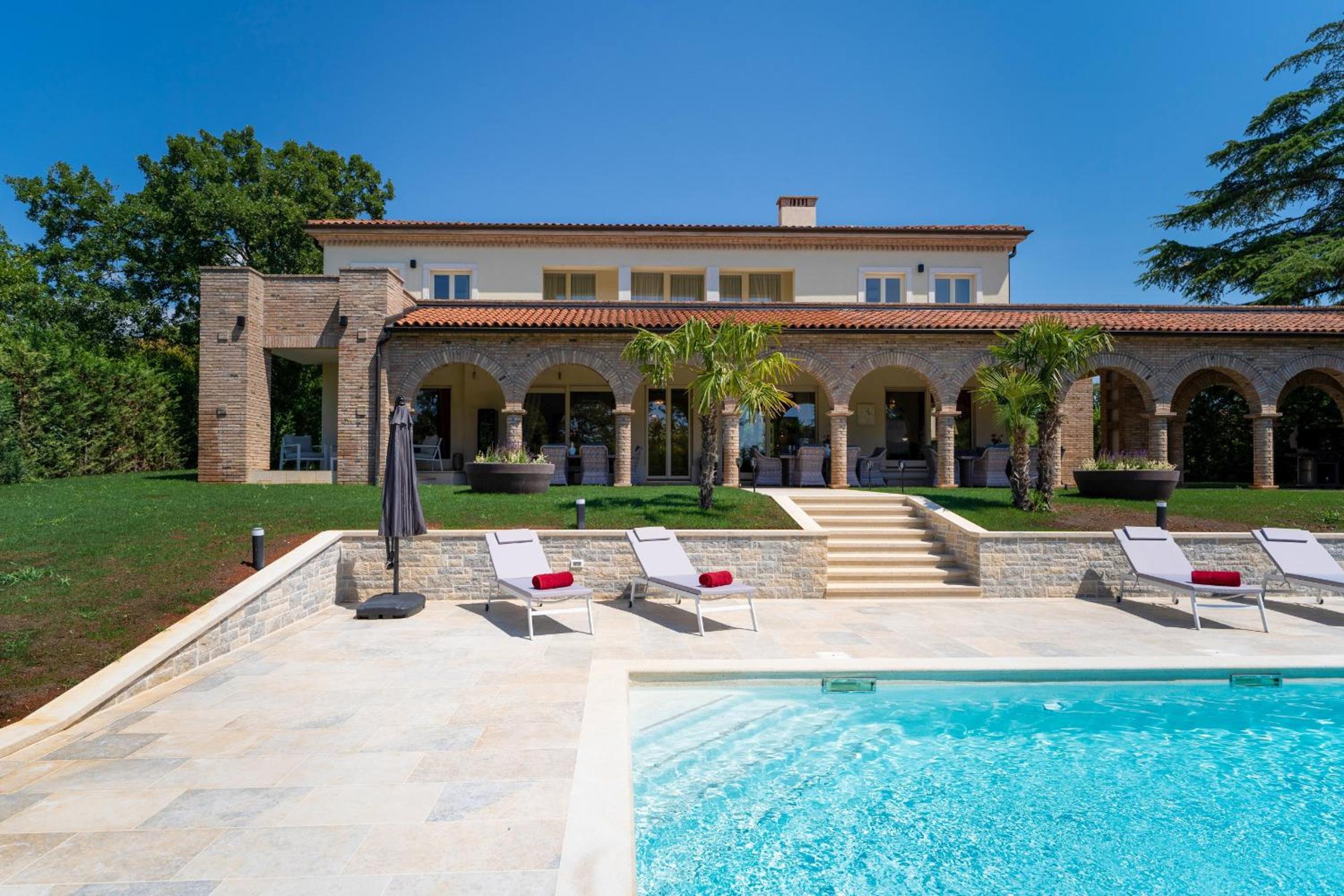 Luxury Villa Lionea in Poreč for 10 people with sea view & private pool view 5