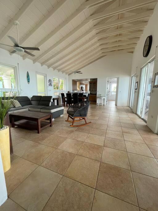 Villa Oceanic Oyster Pond Sint Maarteen view 4