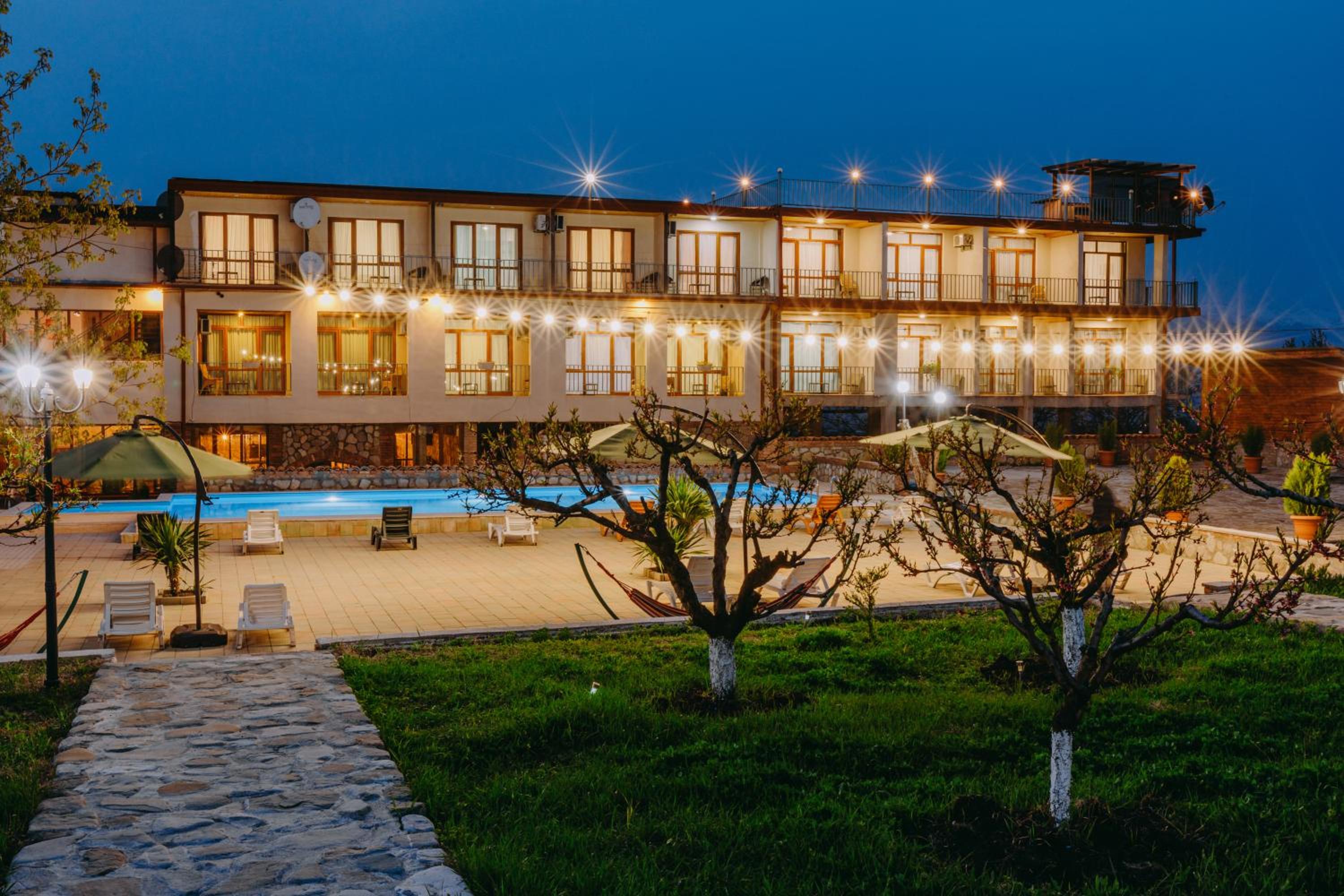 Hotel & Wine Cellar ARGE - Image 1