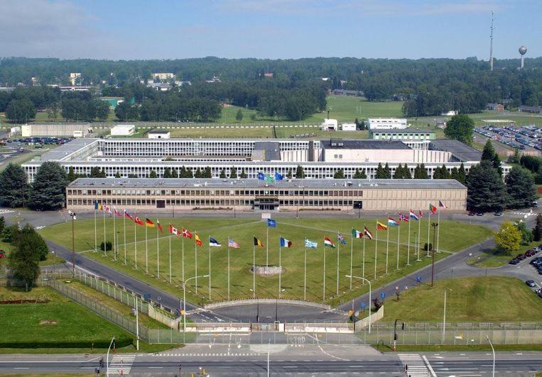 Comfortable house G00gle-SHAPE- Chièvres Air Base