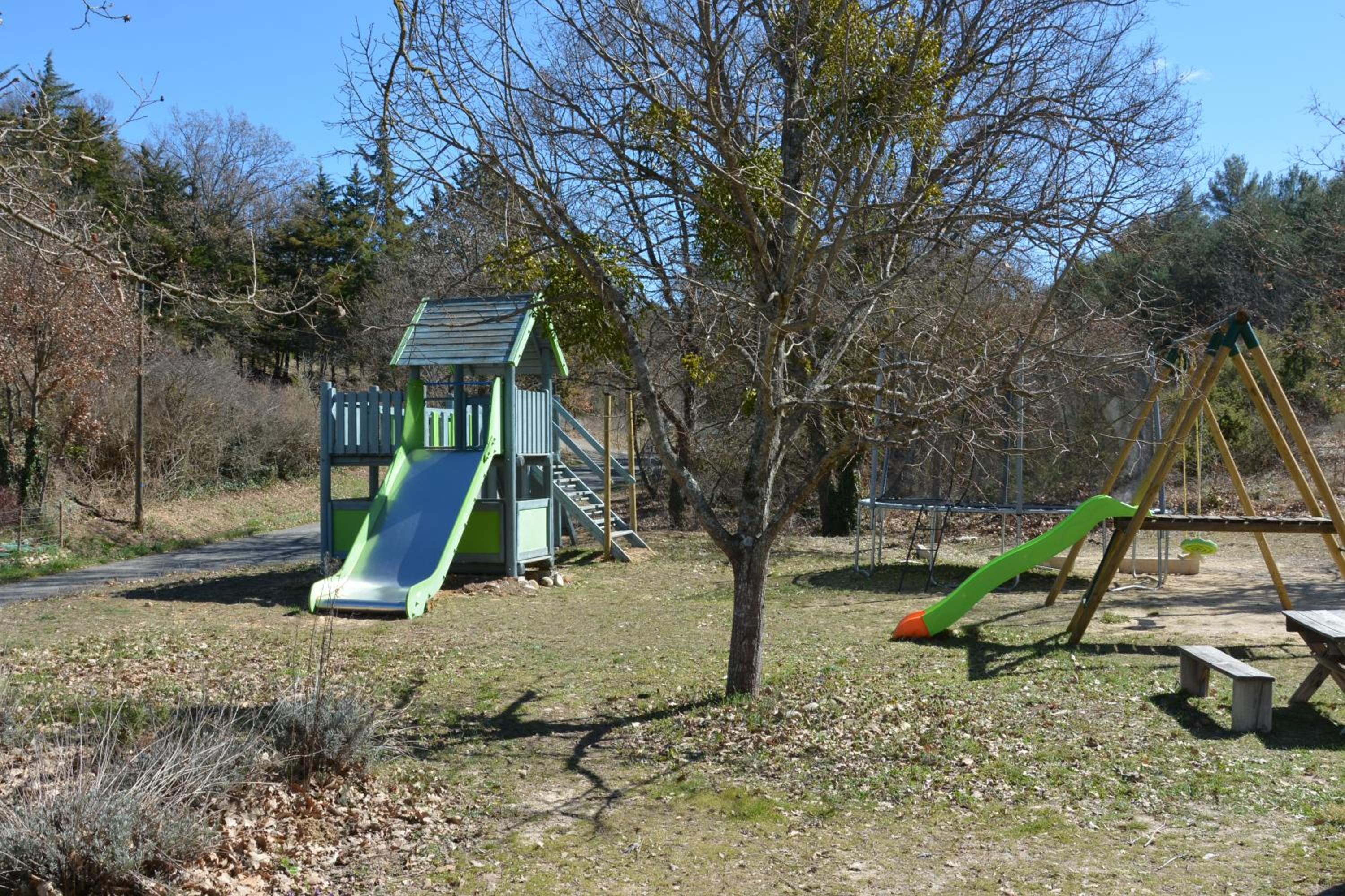 Photo 16