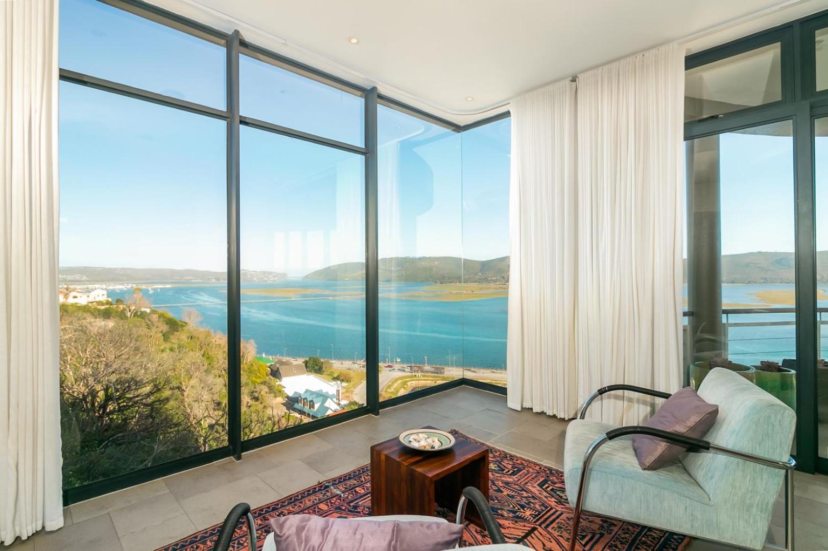 Dazzling View, Knysna - Stunning holiday villa with roof deck & 360° views view 5
