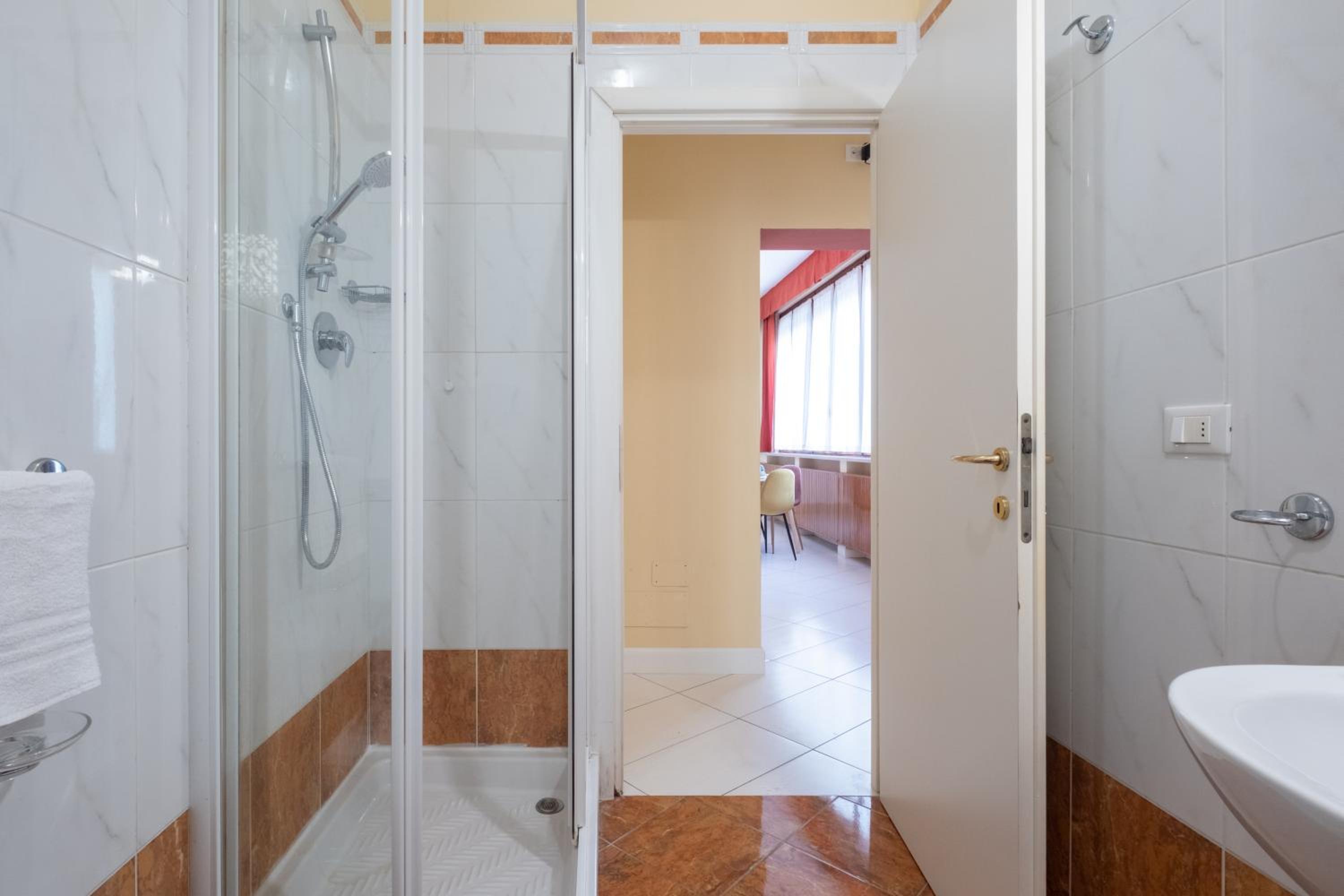 Nazario Sauro 19 by Studio Vita view 4