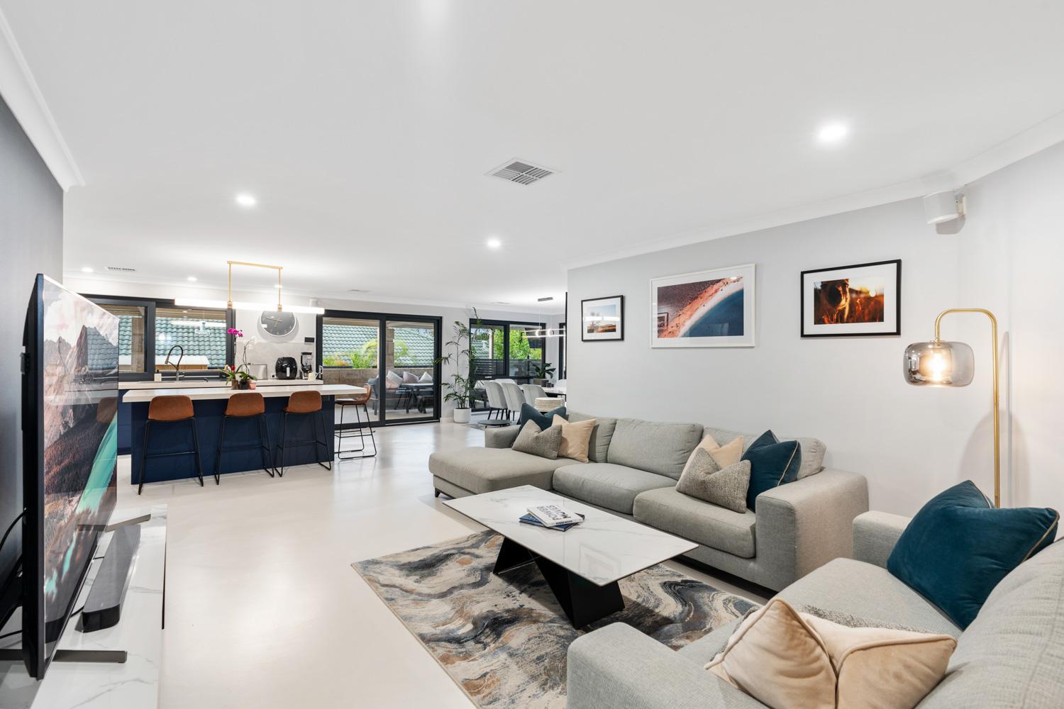 Luxury 5br villa with pool