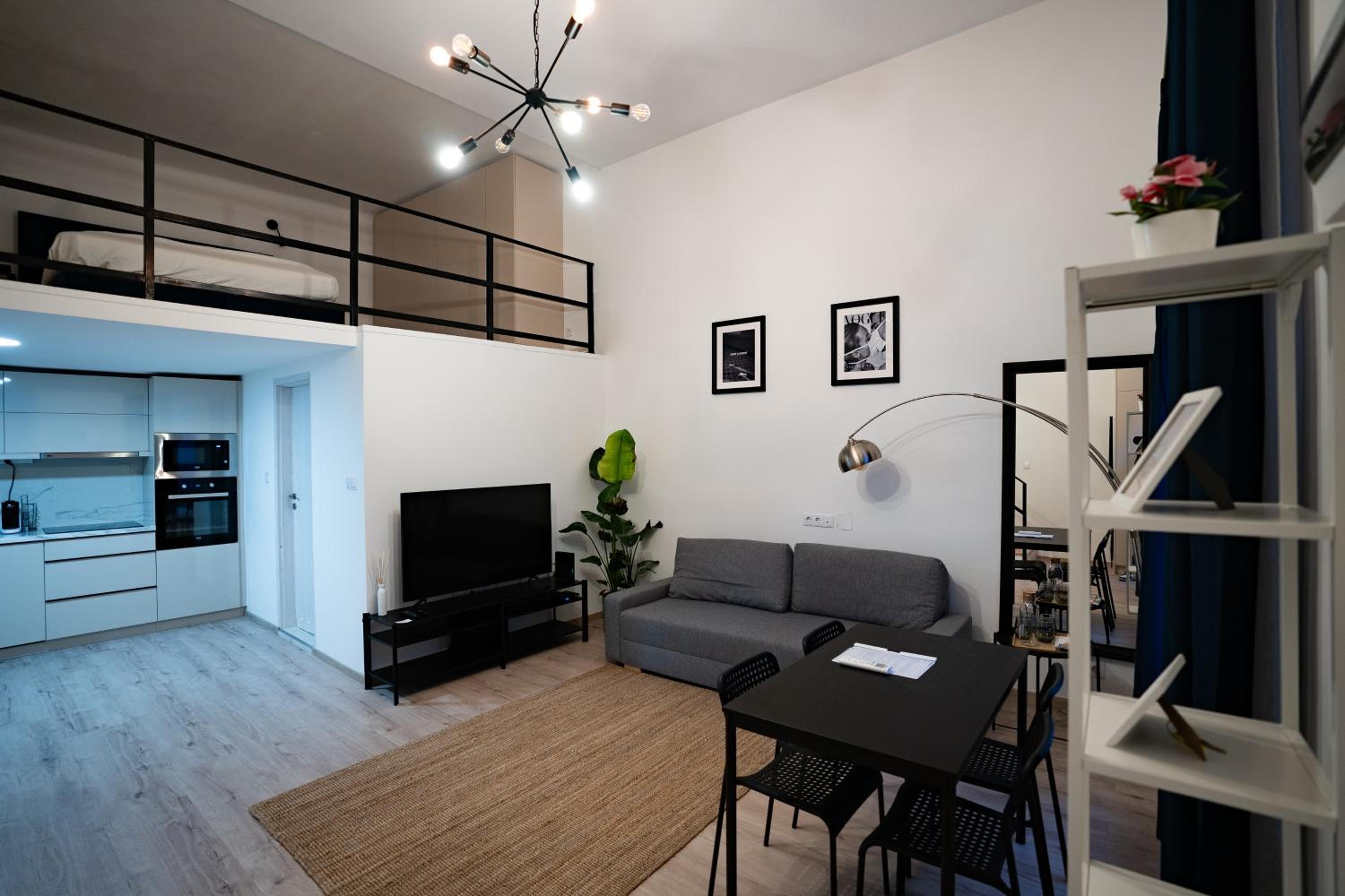 Downtown Suite