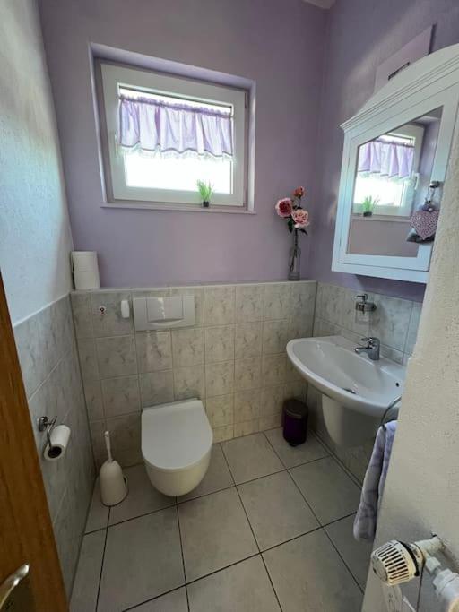 Charmantes Ferienwohnung Ferienhaus in Aalen - 5 Min zum Zentrum