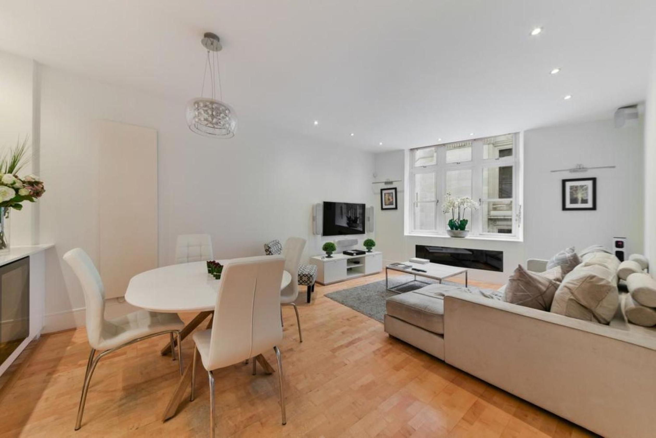 Best Mayfair Location with 2 Super King Beds