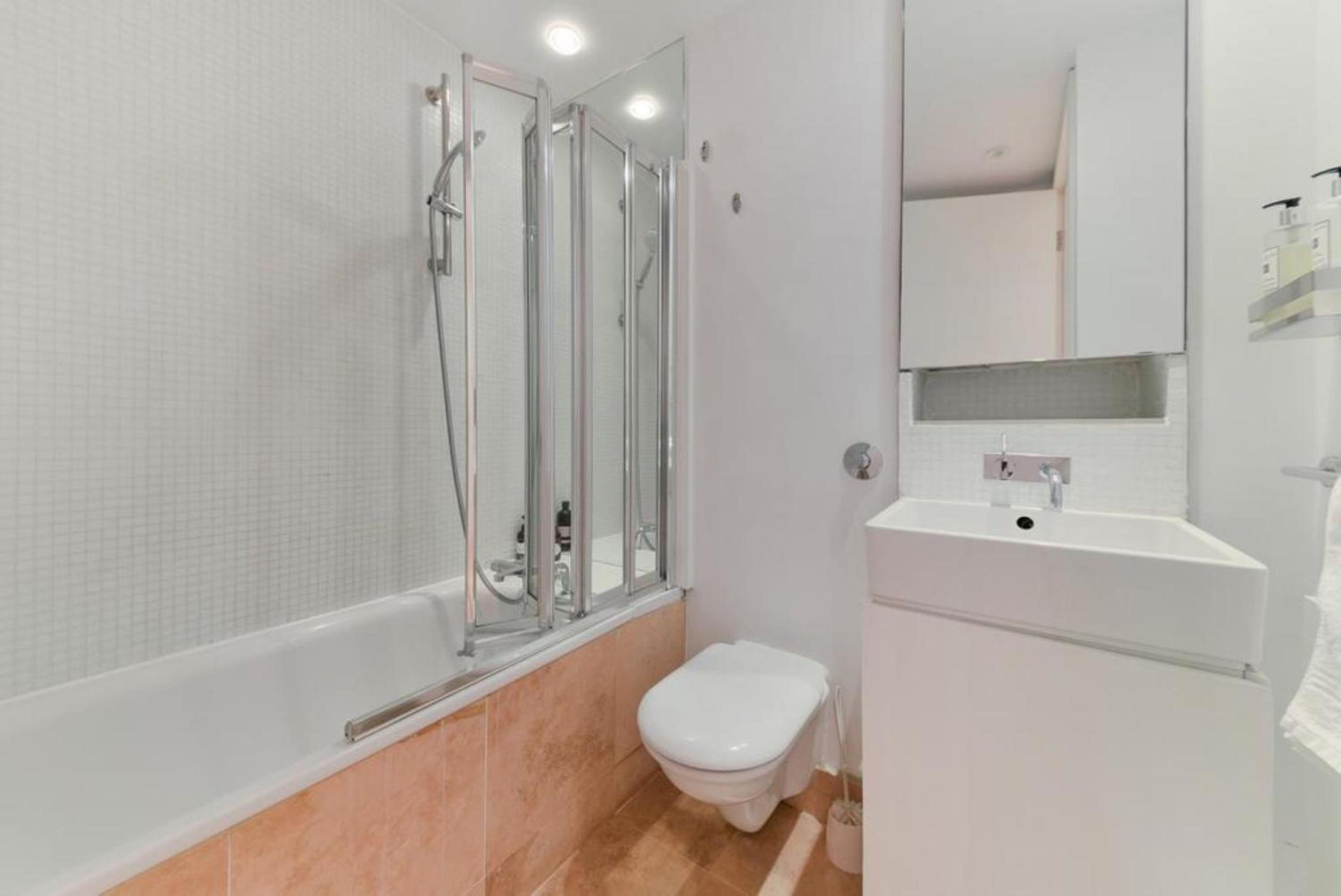 Best Mayfair Location with 2 Super King Beds
