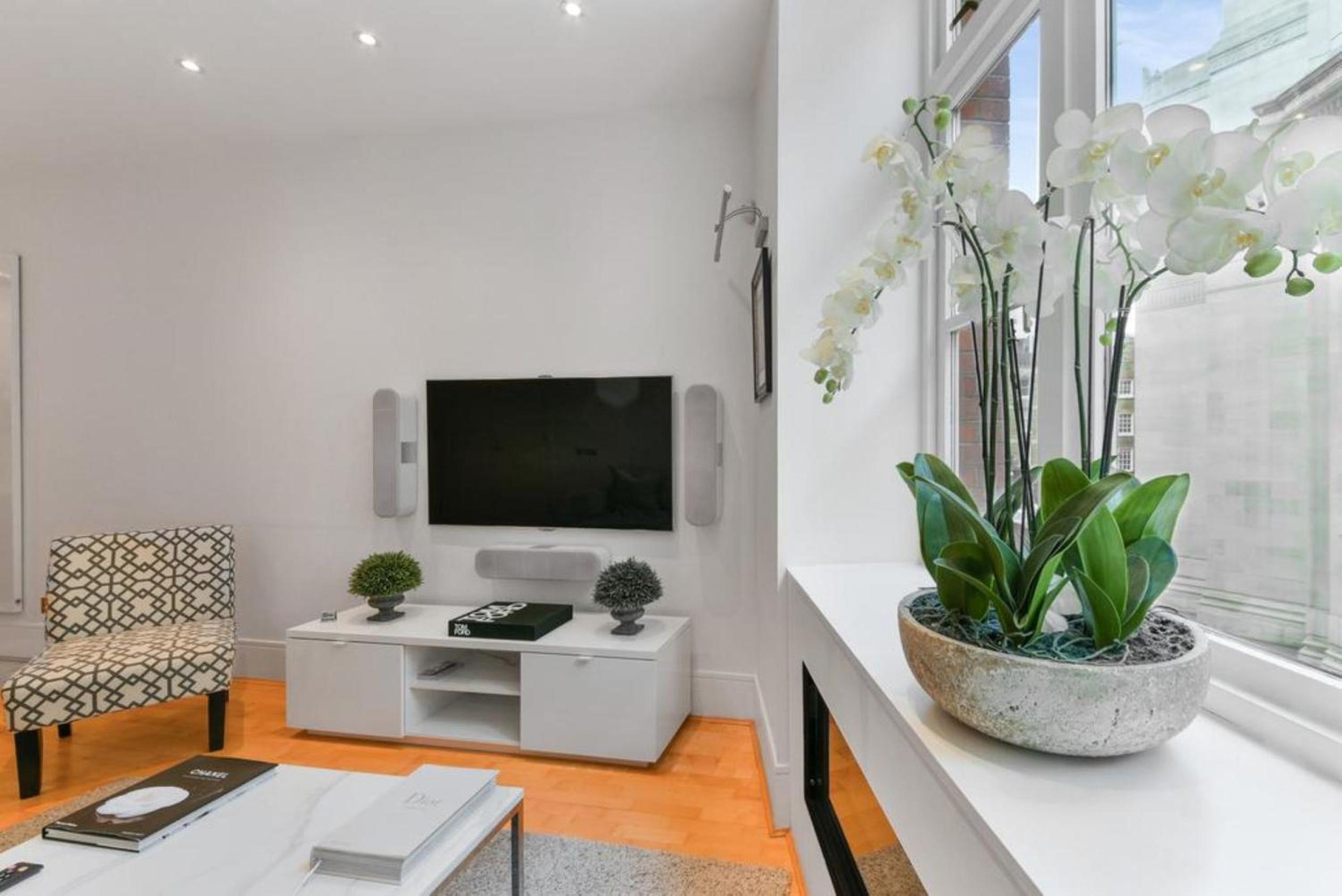 Best Mayfair Location with 2 Super King Beds