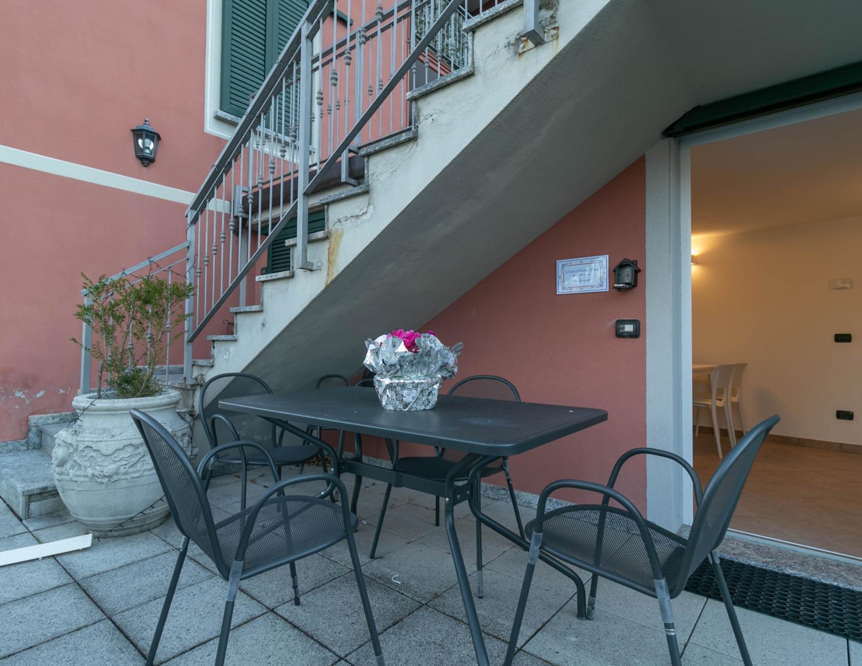 Villa Roberta view 2
