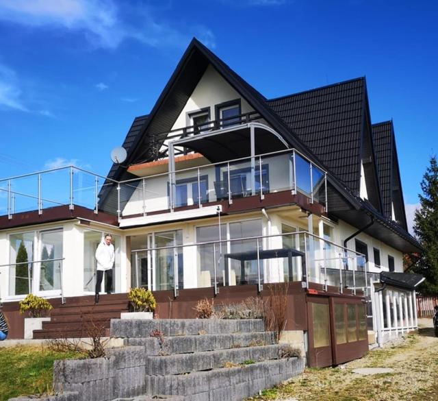 Hotel Villa Mango - Image 1