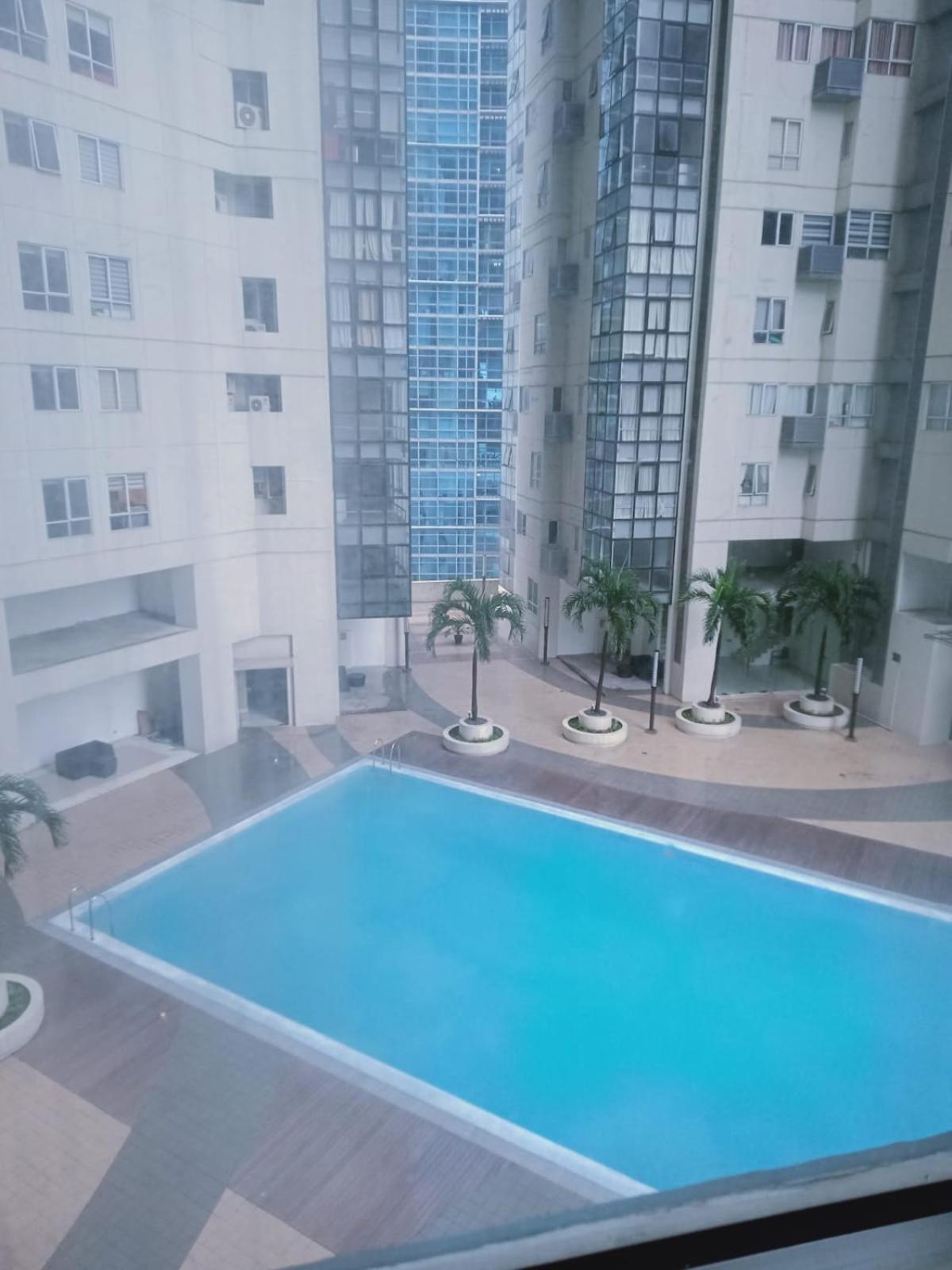 2 Bedrooms Units Forbes Area 5th Avenue BGC Center view 5