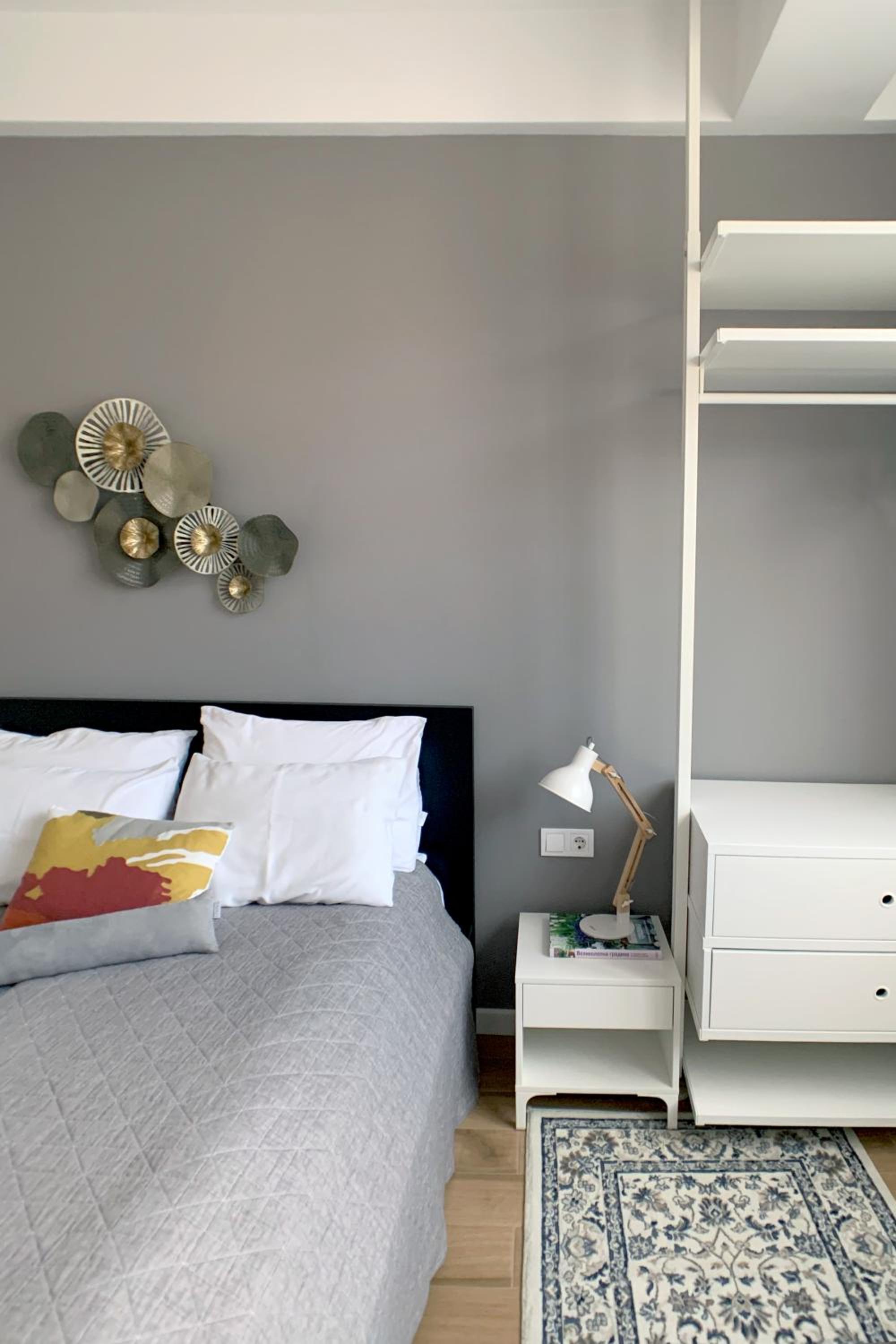 Elegant Getaway Near Iconic Eagles' Bridge