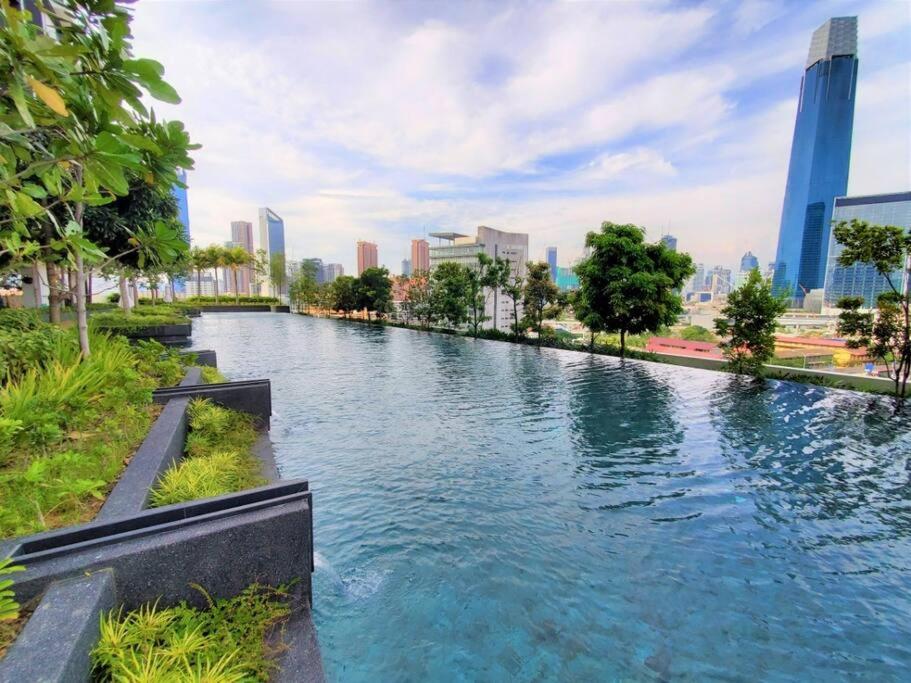 6 Pax Stylish Homestay at Continew Residence near to TRX and Pavilion
