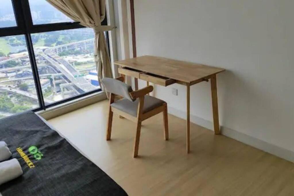 6 Pax Stylish Homestay at Continew Residence near to TRX and Pavilion