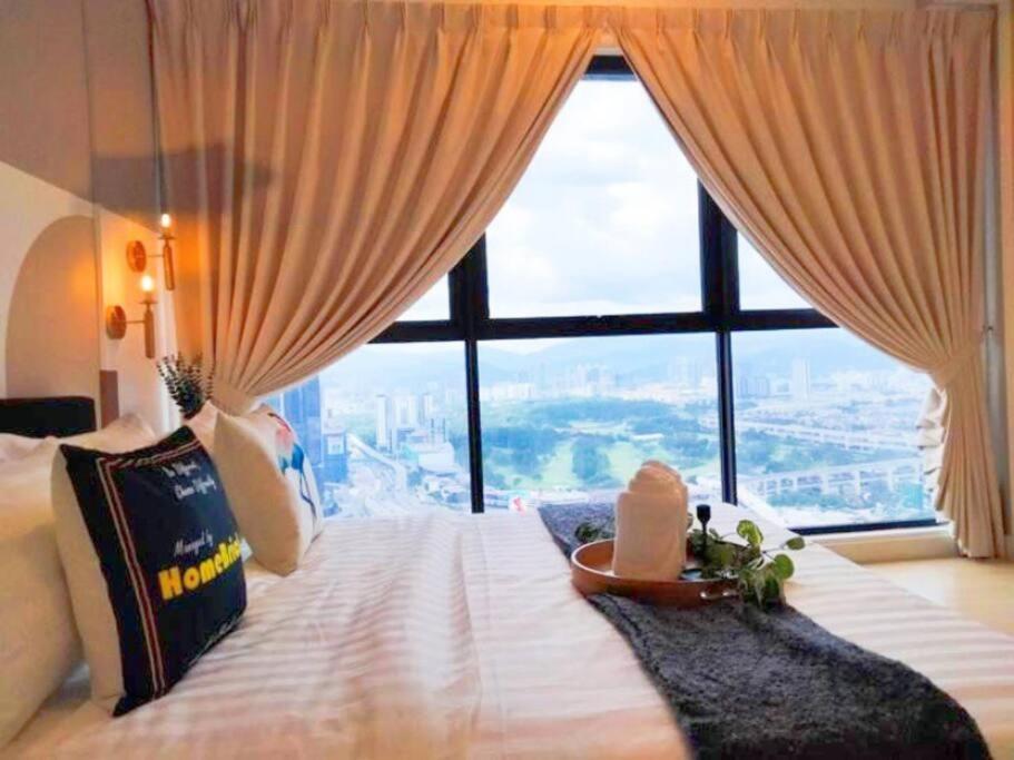 6 Pax Stylish Homestay at Continew Residence near to TRX and Pavilion