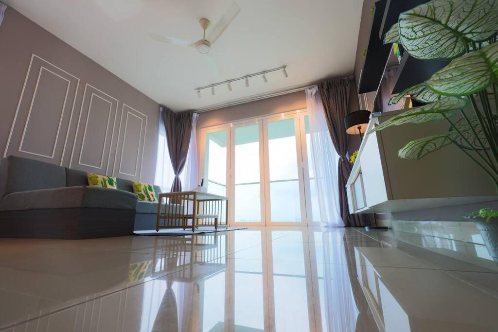 Luxury Homestay Cyberjaya Putrajaya Vision Residence #IOICityMall