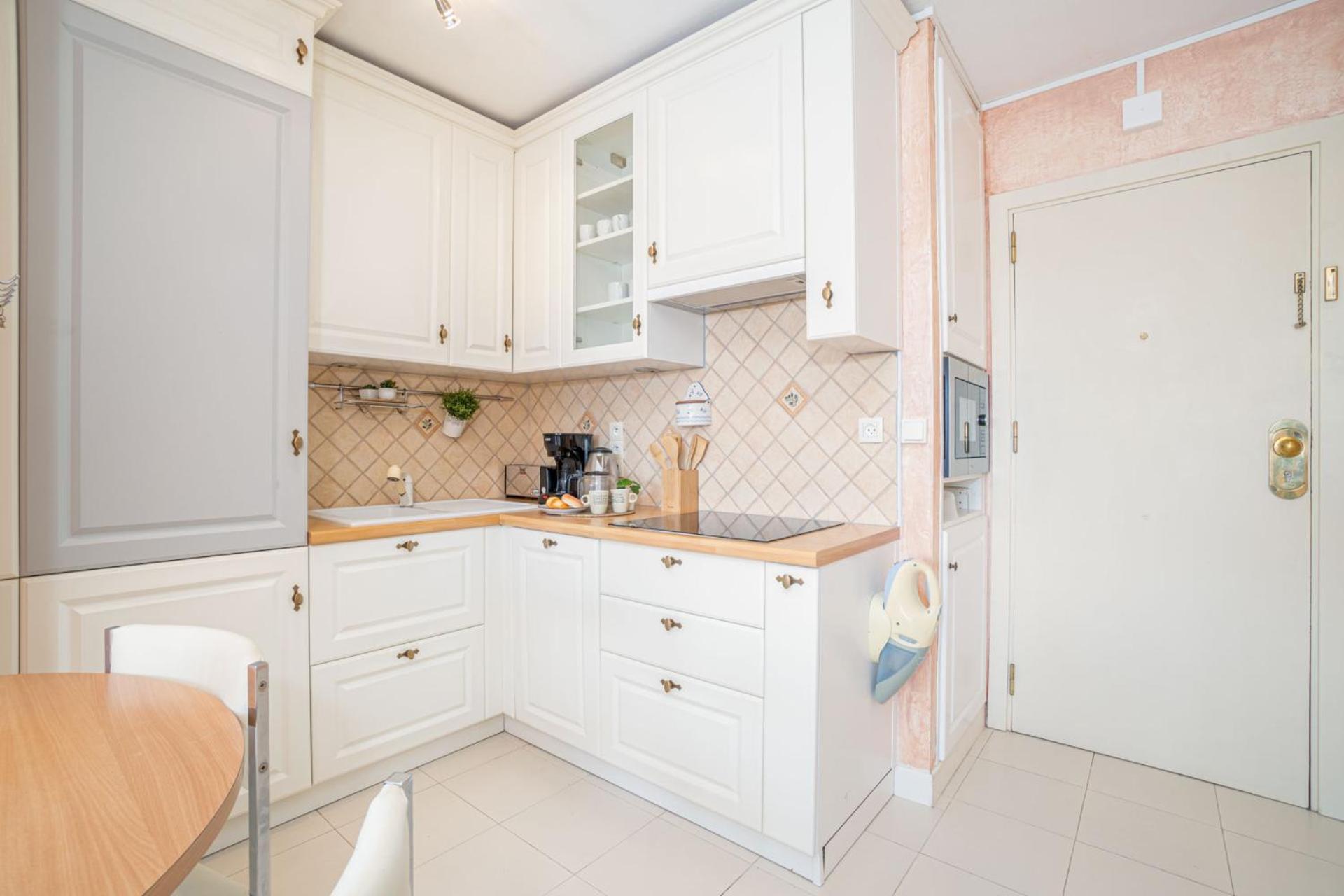 Apart-rent Apartment Port Grec 0180 view 5