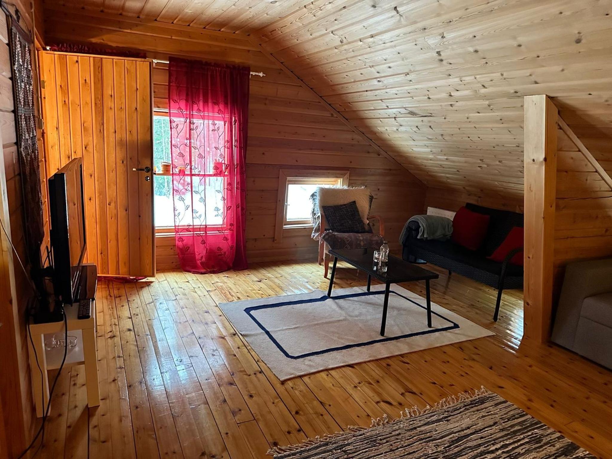 Lakeside Log Villa Edith