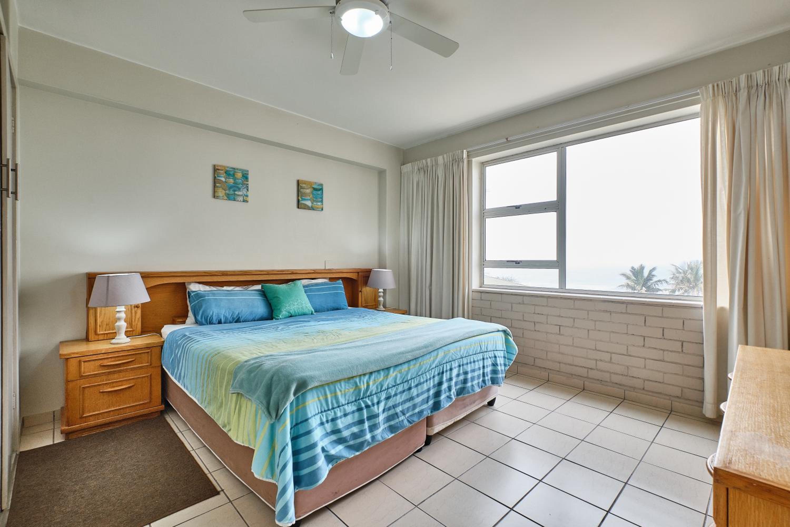 Happy Days Holiday Apartments