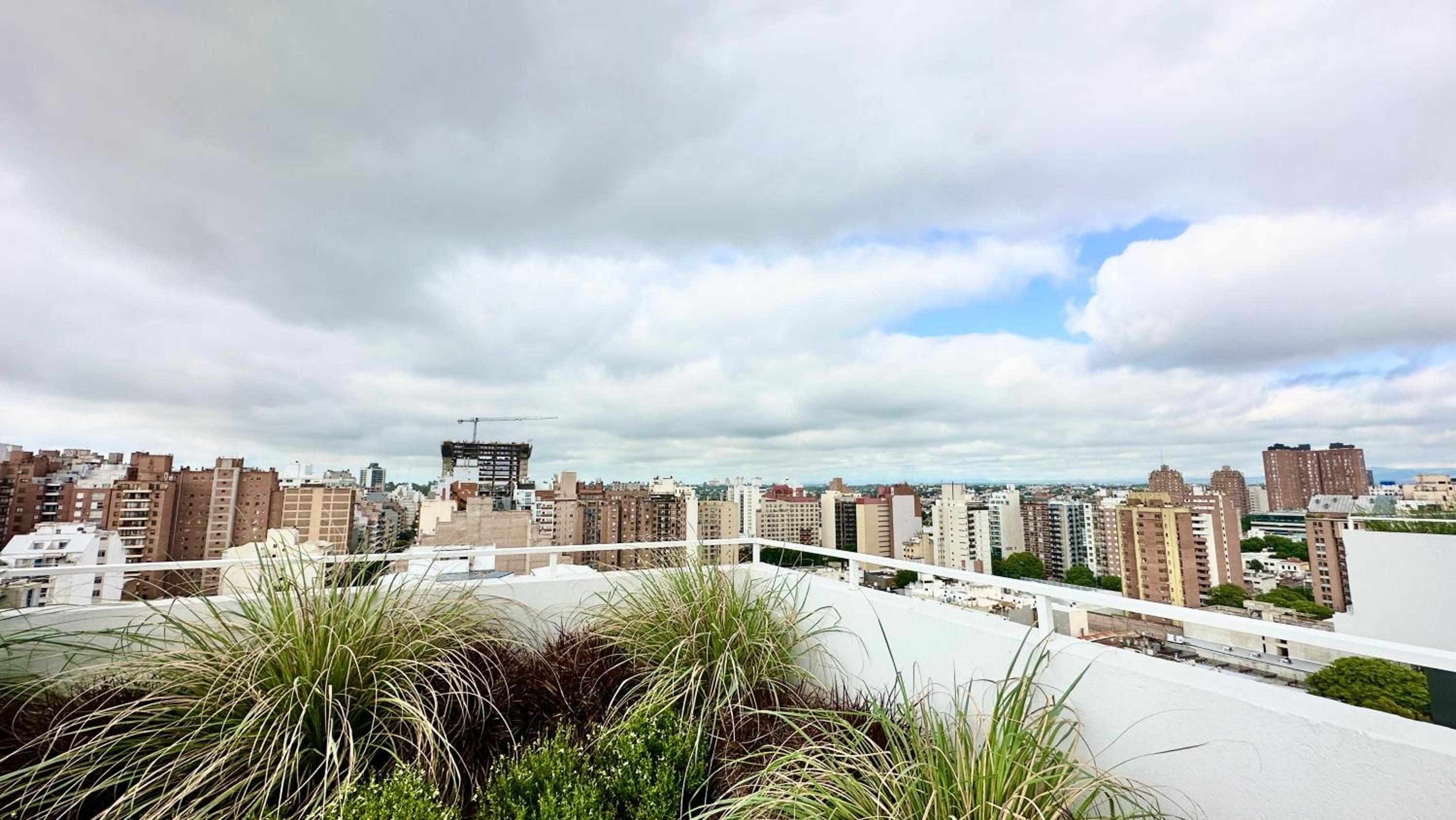 SERIETÁ 1 dormitorio con pileta y terraza