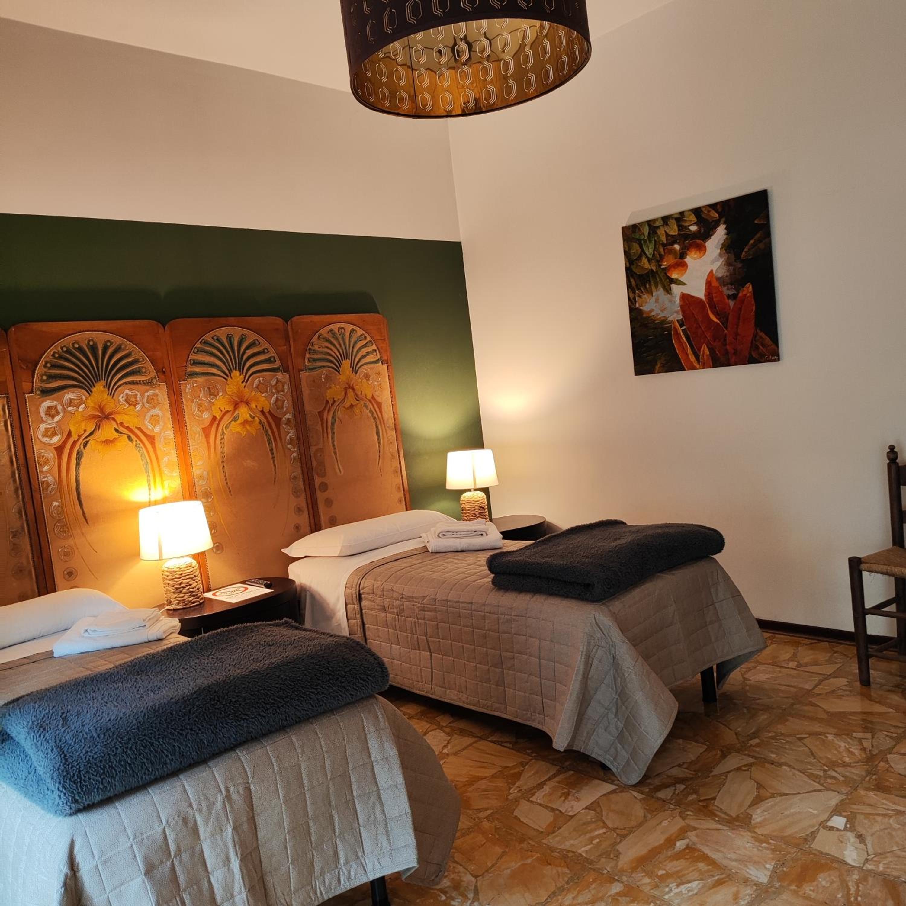 ROOM 2 OSPEDALE MAGGIORE en Parma — hotel room