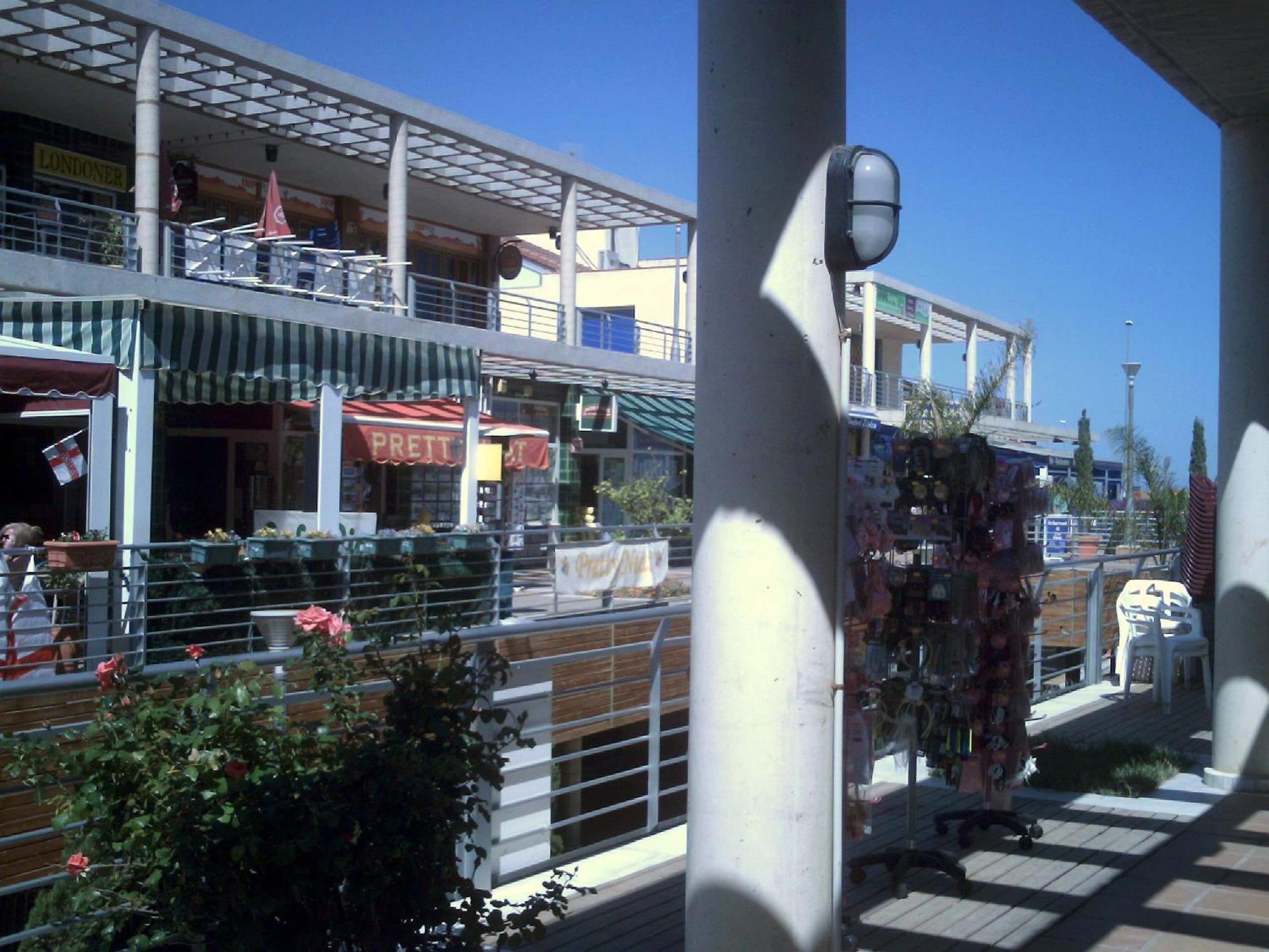 Kings-Holiday Apartment Spain