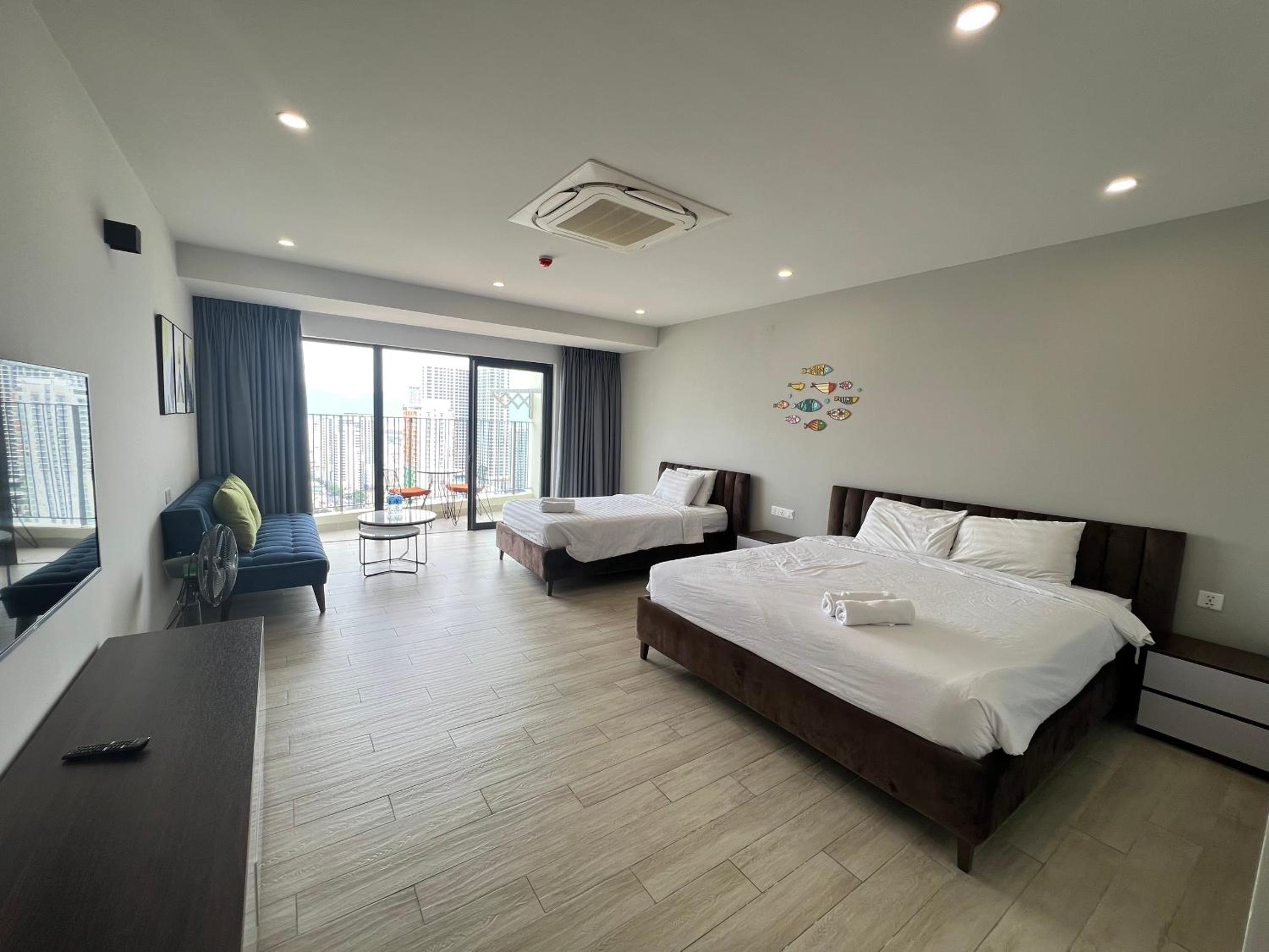 SUNRISE APARTMENT
