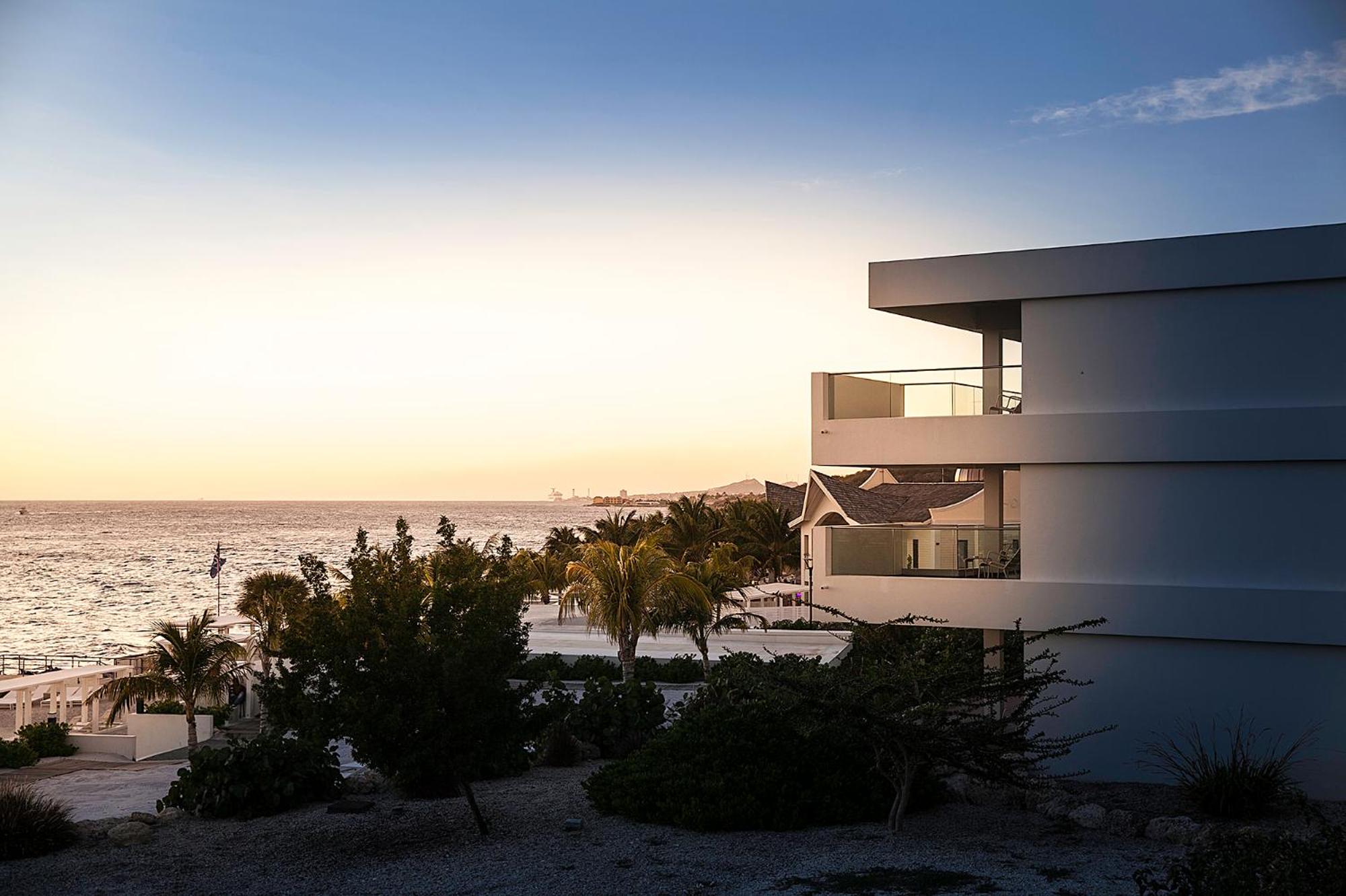 Papagayo Beach Hotel